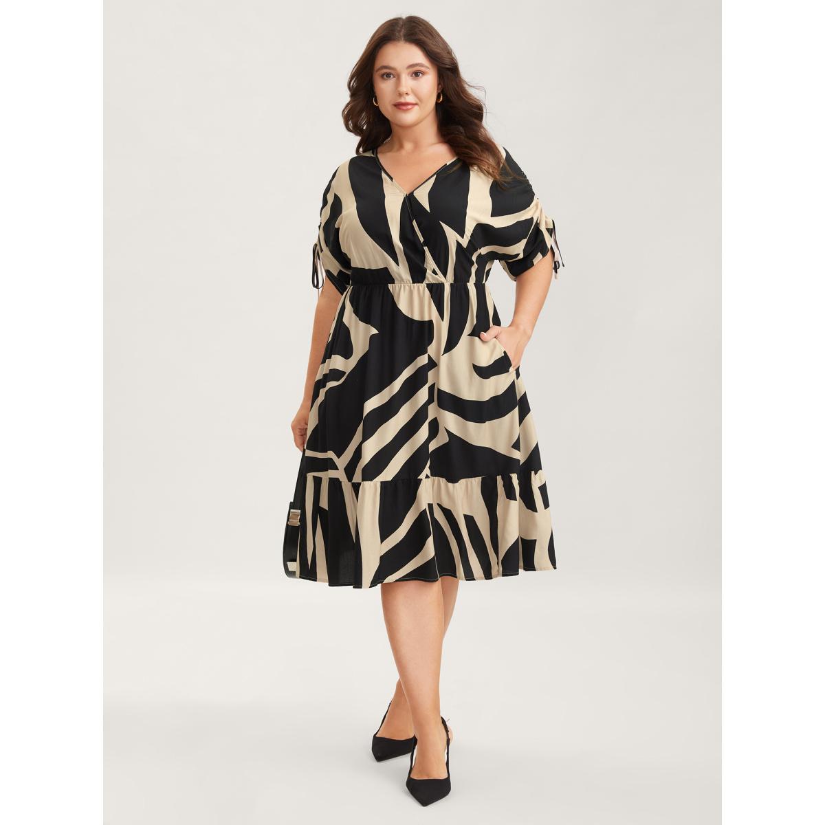 Plus Size Stretchy Waist Geometric Print Midi Dress Indigo Women Overlap Collar Half Sleeve Curvy BloomChic 30/6X Product Image