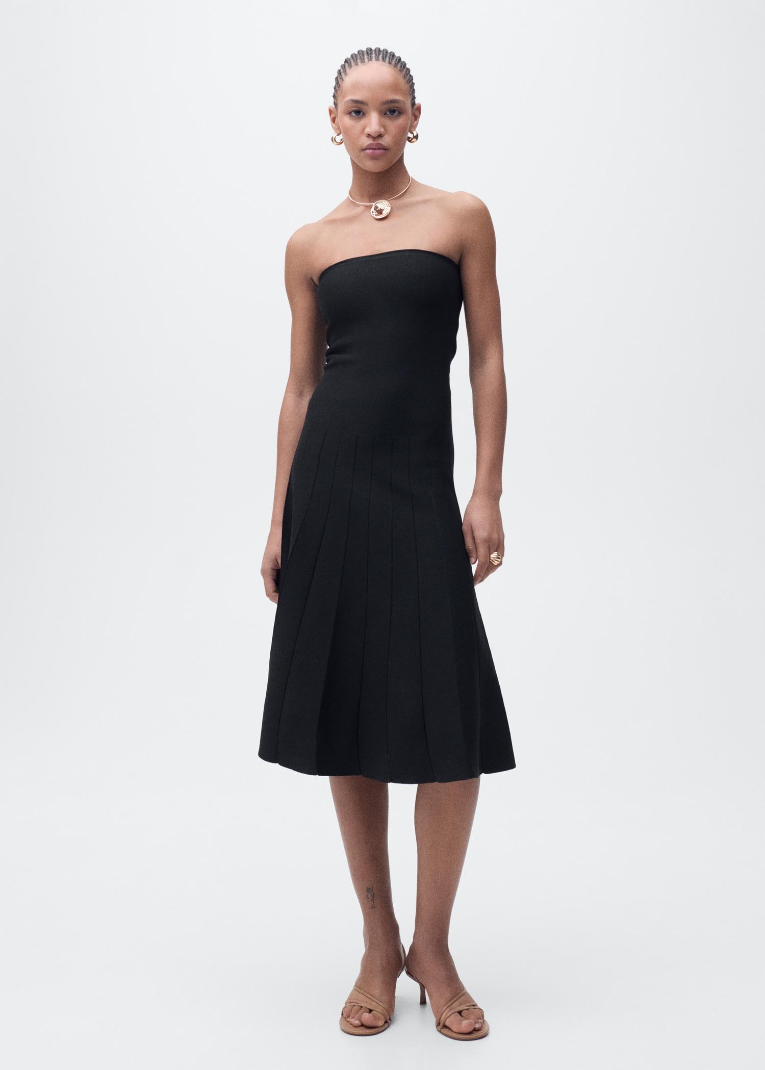 Strapless flared knitted dress - Women | MANGO USA Product Image