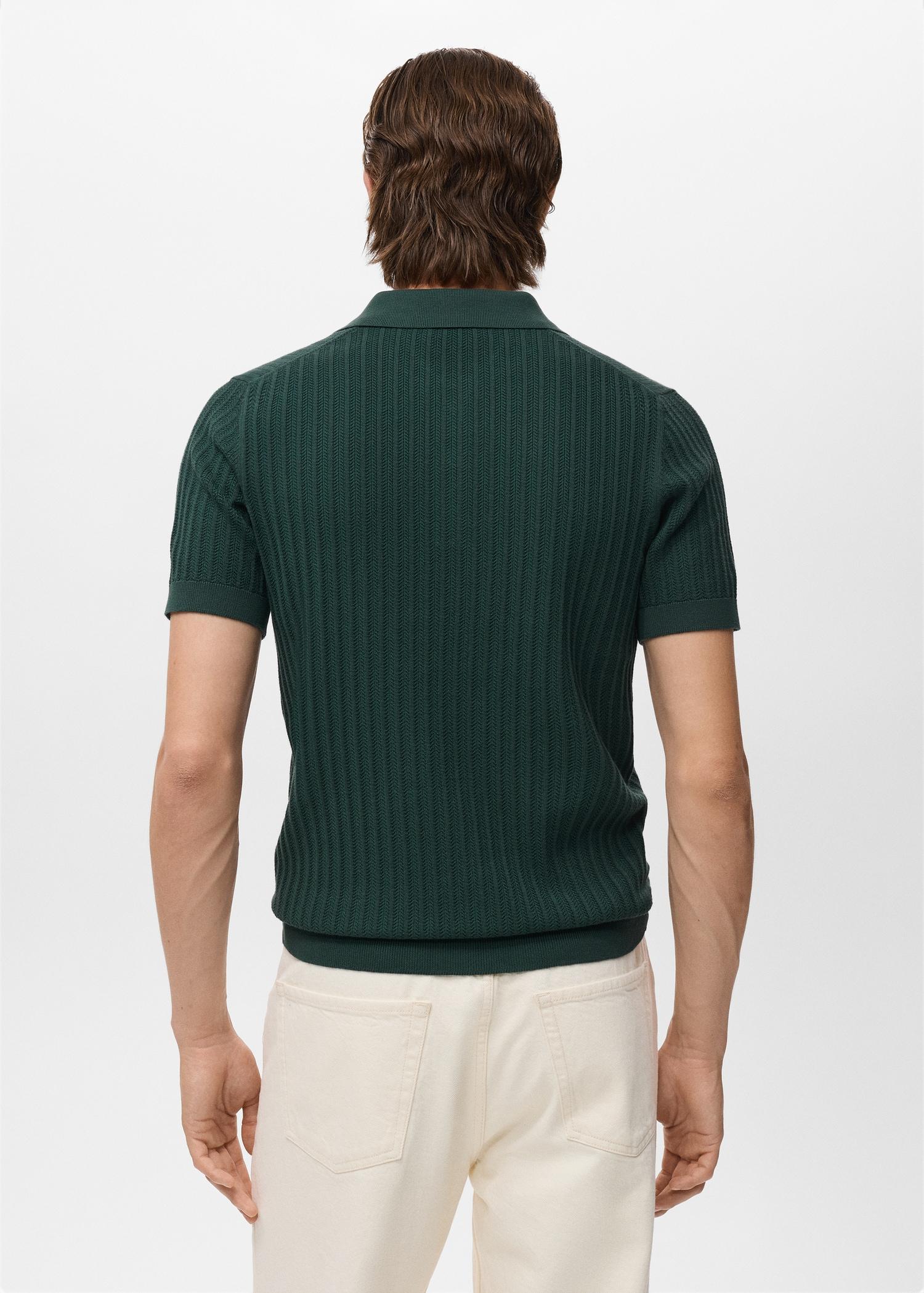 Fine-knit herringbone polo shirt - Men | MANGO USA Product Image