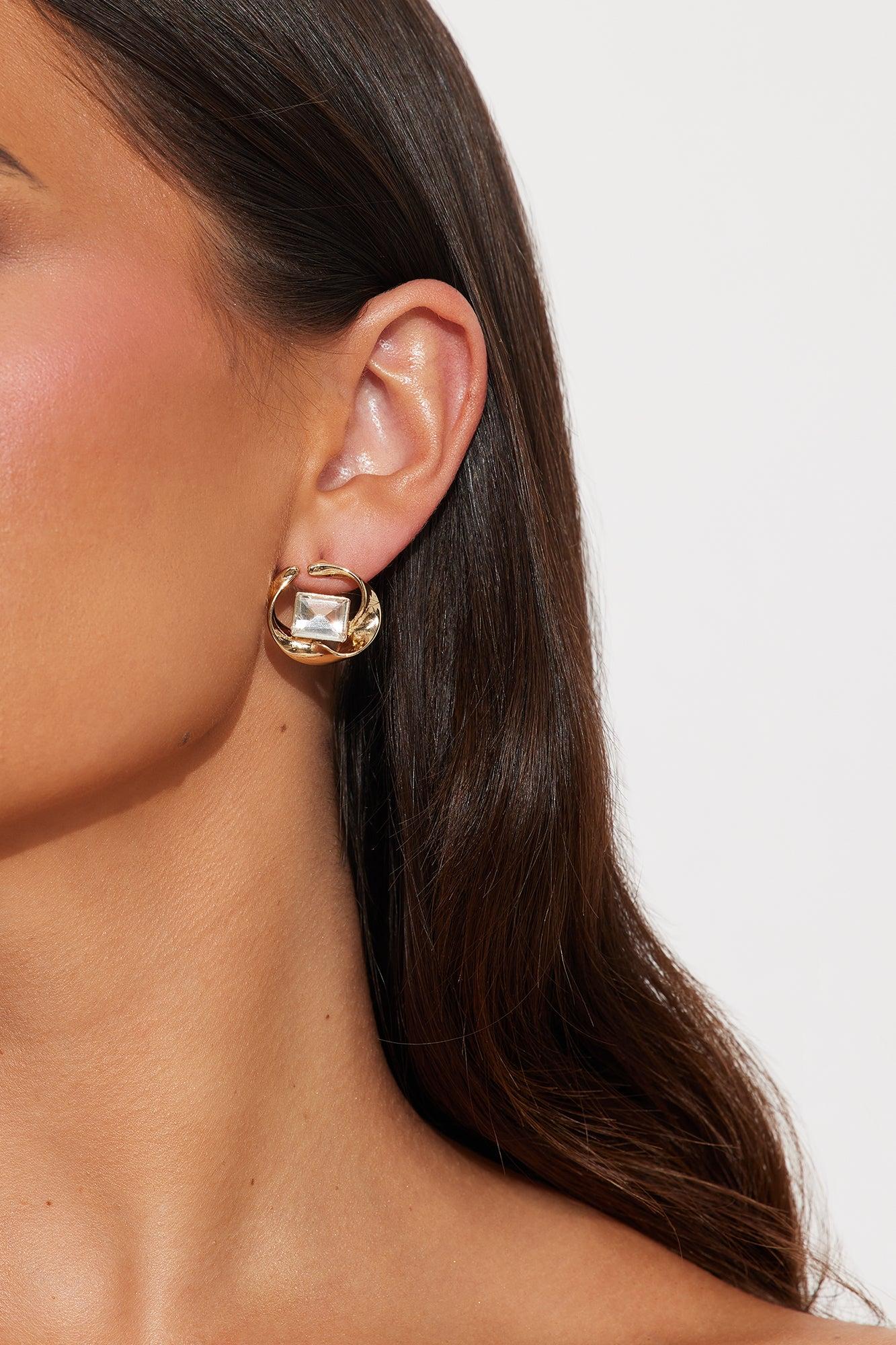 Pleasing Jeweled Stud Earrings - Gold Female Product Image