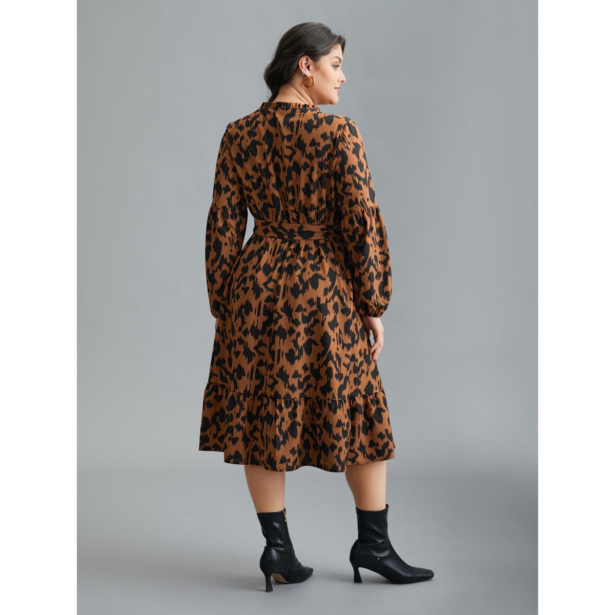 Plus Size Leopard Print Stretchy Waist Belted Dress Yellowishbrown Women Elegant Belted Stand-up collar Long Sleeve Curvy BloomChic 12/L Product Image