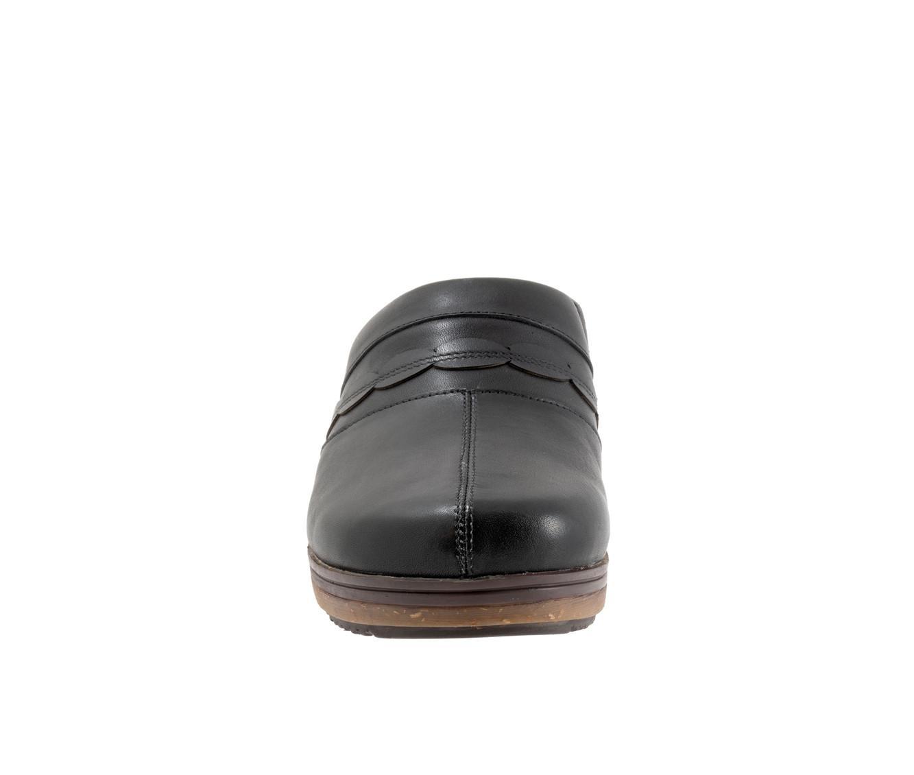 Women's Softwalk Amber 3.0 Clogs Product Image