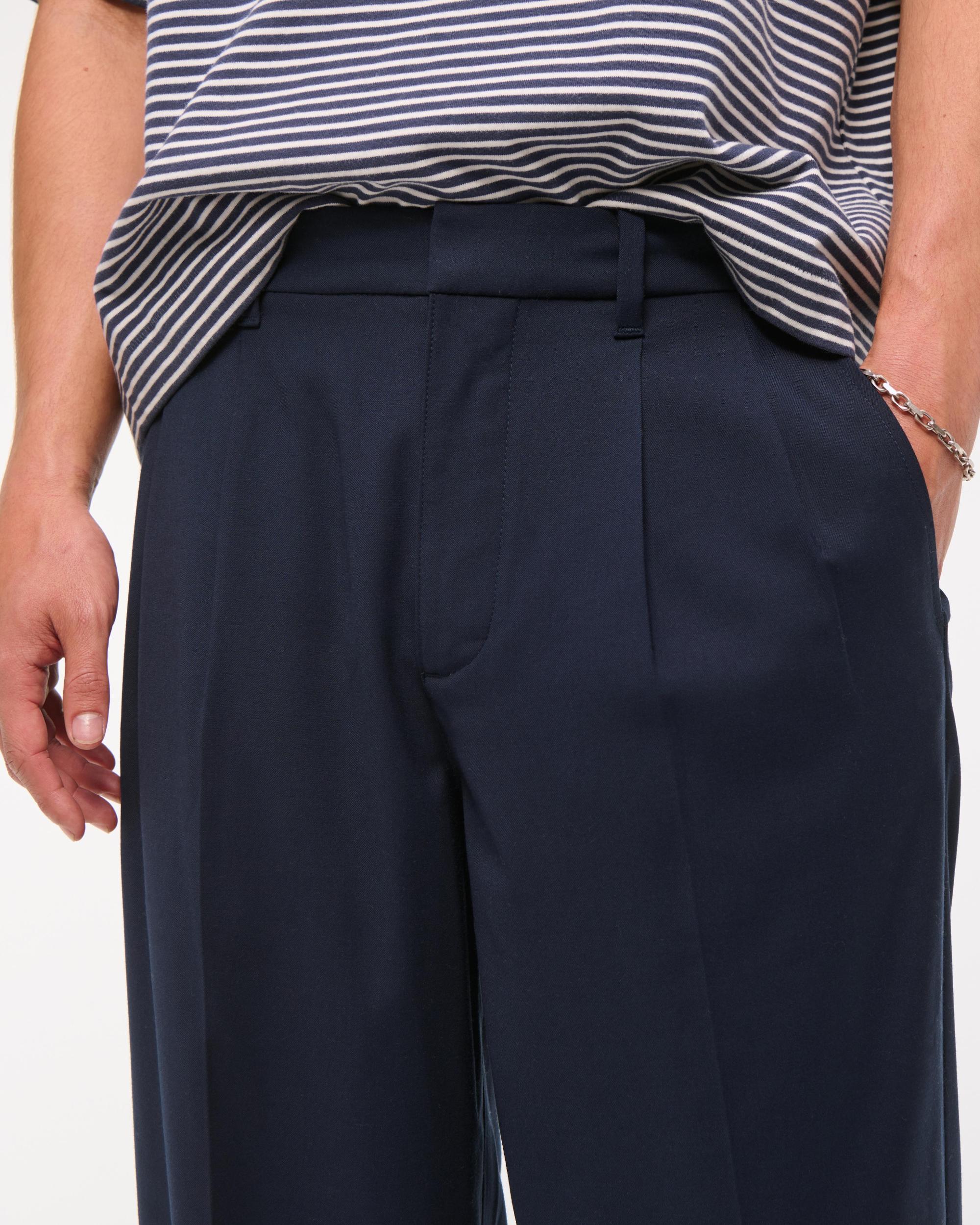 Pleated Baggy Trouser Product Image