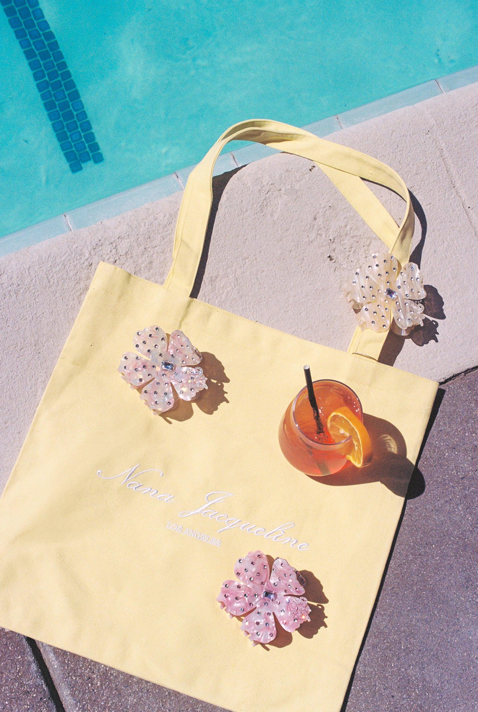 Sparkling Bloom Heart Box Product Image