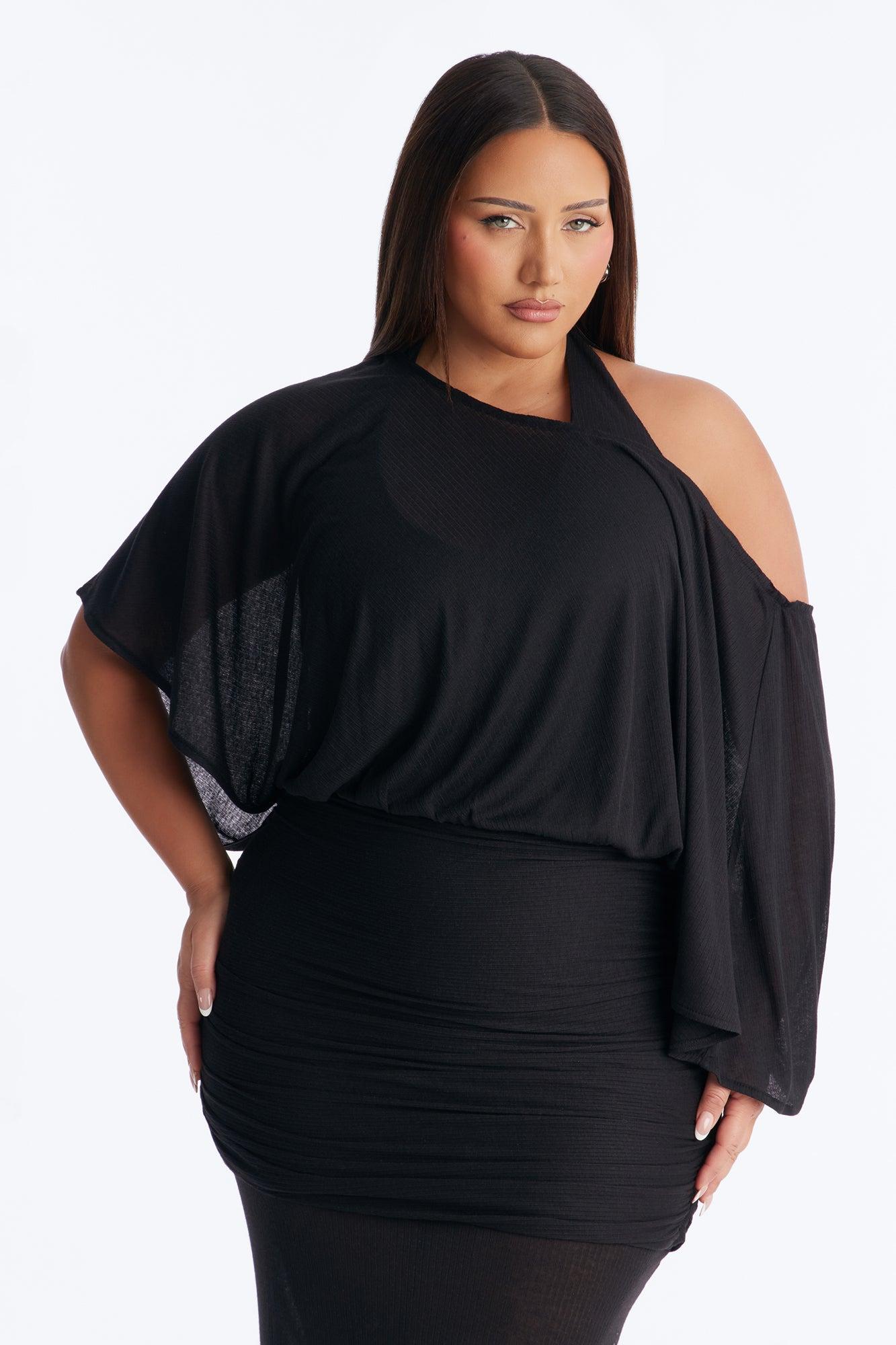 Softly Stunning Maxi Dress - Black Female Product Image