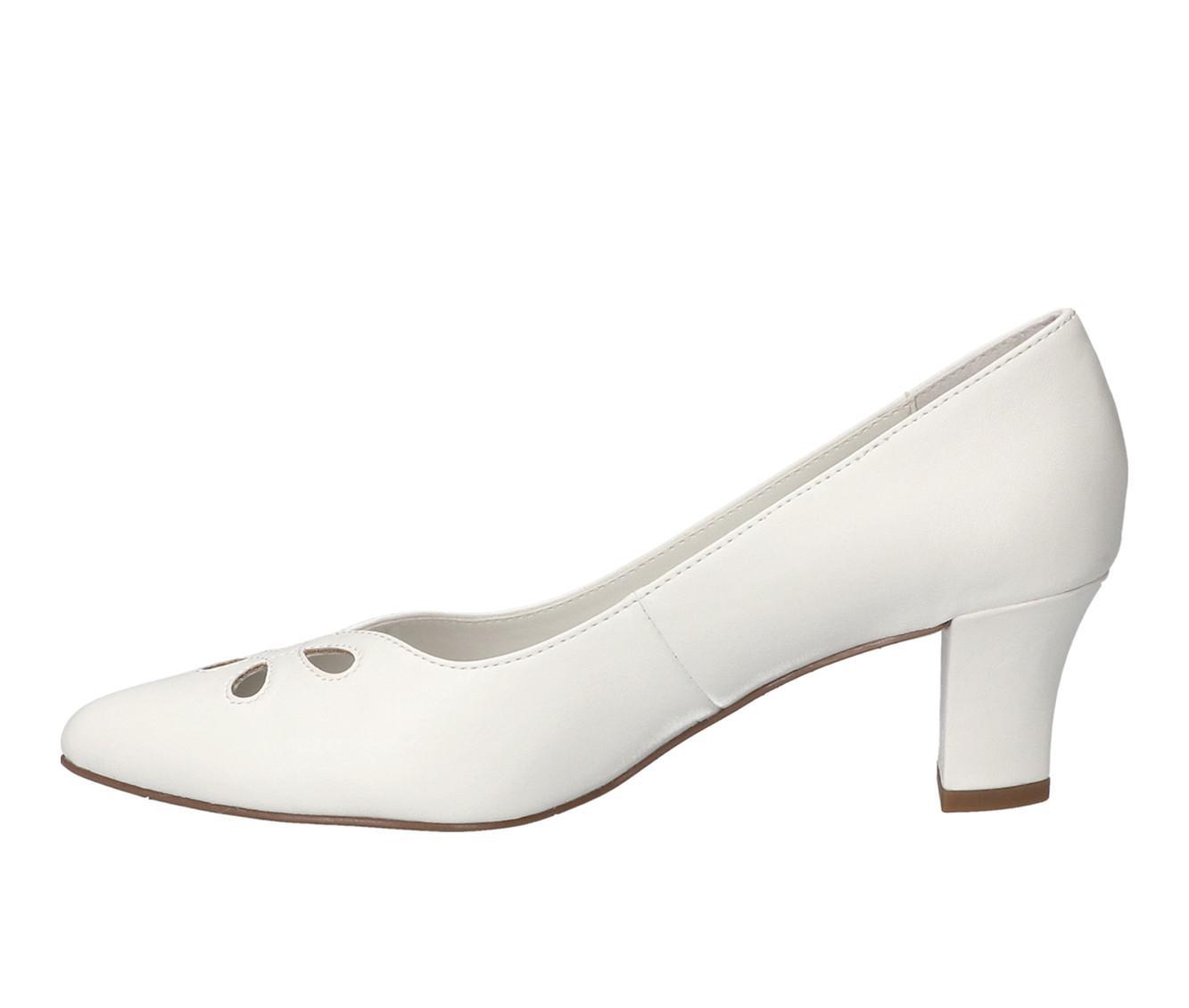Women's Easy Street Pat Pumps Product Image