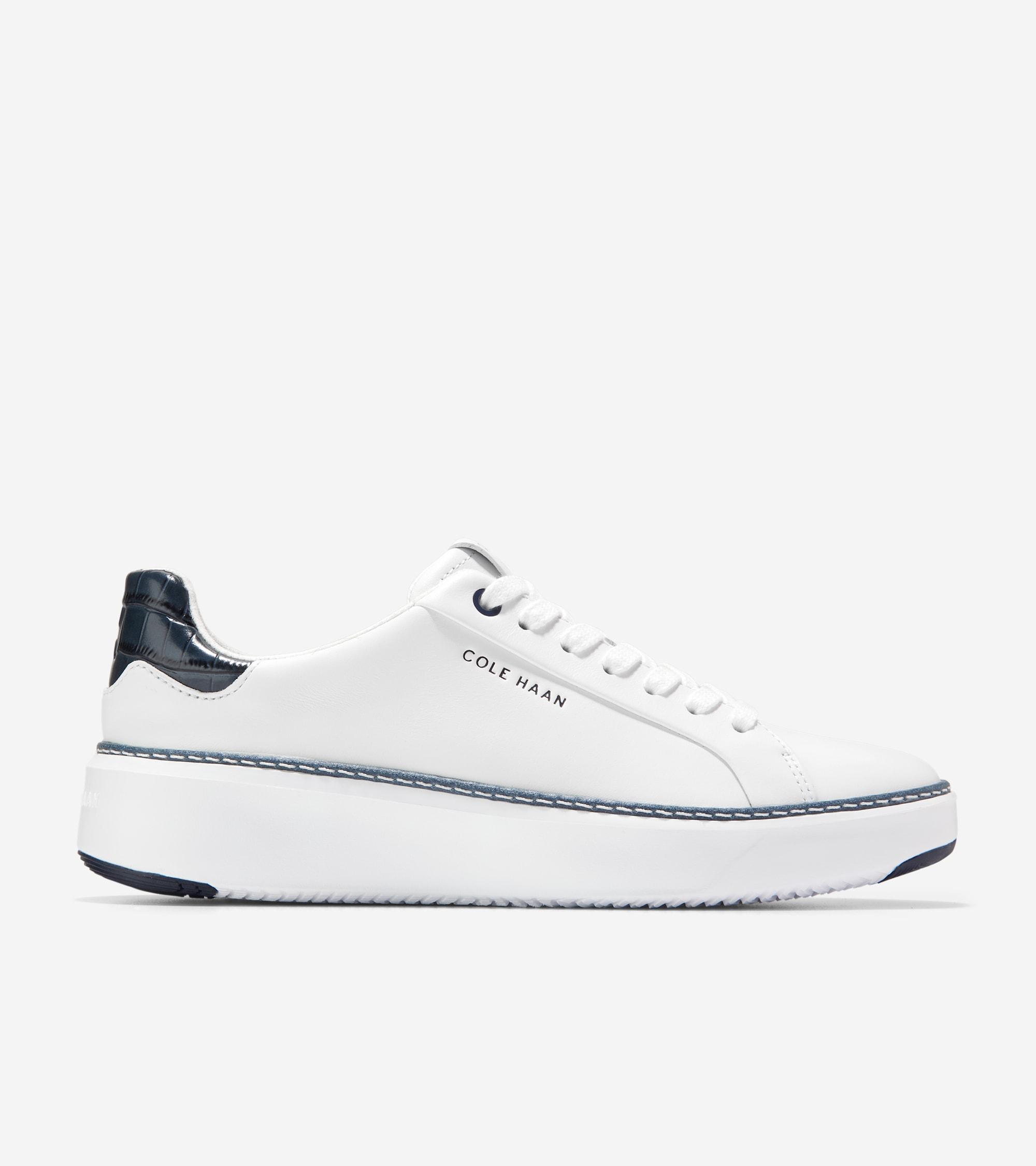 Leather Zip Card Case Product Image