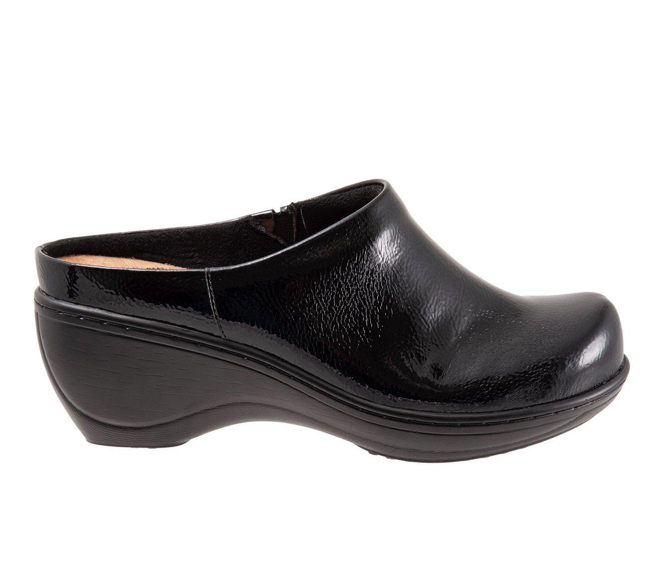 Women's Softwalk Madison Clogs Product Image