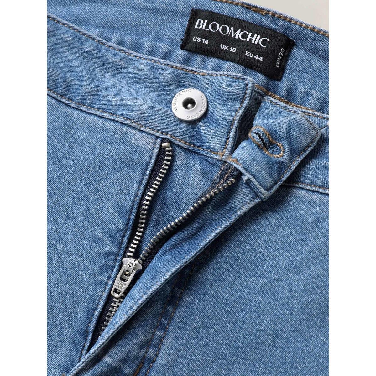 Plus Size Classic Skinny-Fit Mid Rise Jeans Women Denimblue Leisure Medium stretch Slanted pocket Jeans BloomChic 30/6X Product Image