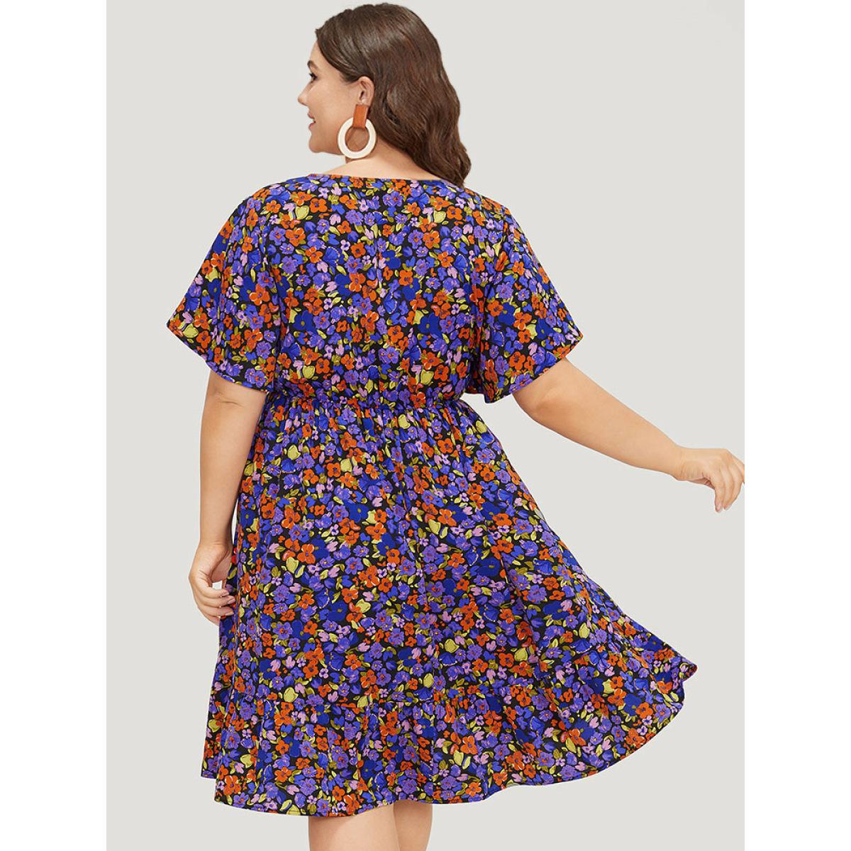 Plus Size Floral Surplice Neck Pocket Ruffles Knee Dress Black Women Elegant Wrap V-neck Short sleeve Curvy Knee Dress BloomChic 28/5X Product Image