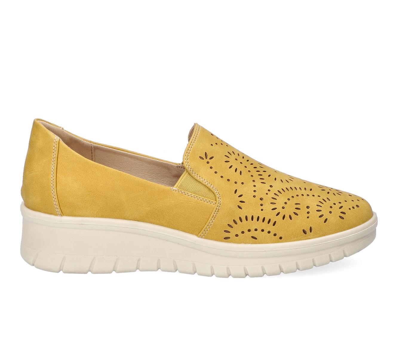 Women's Easy Street Ying Casual Shoes Product Image