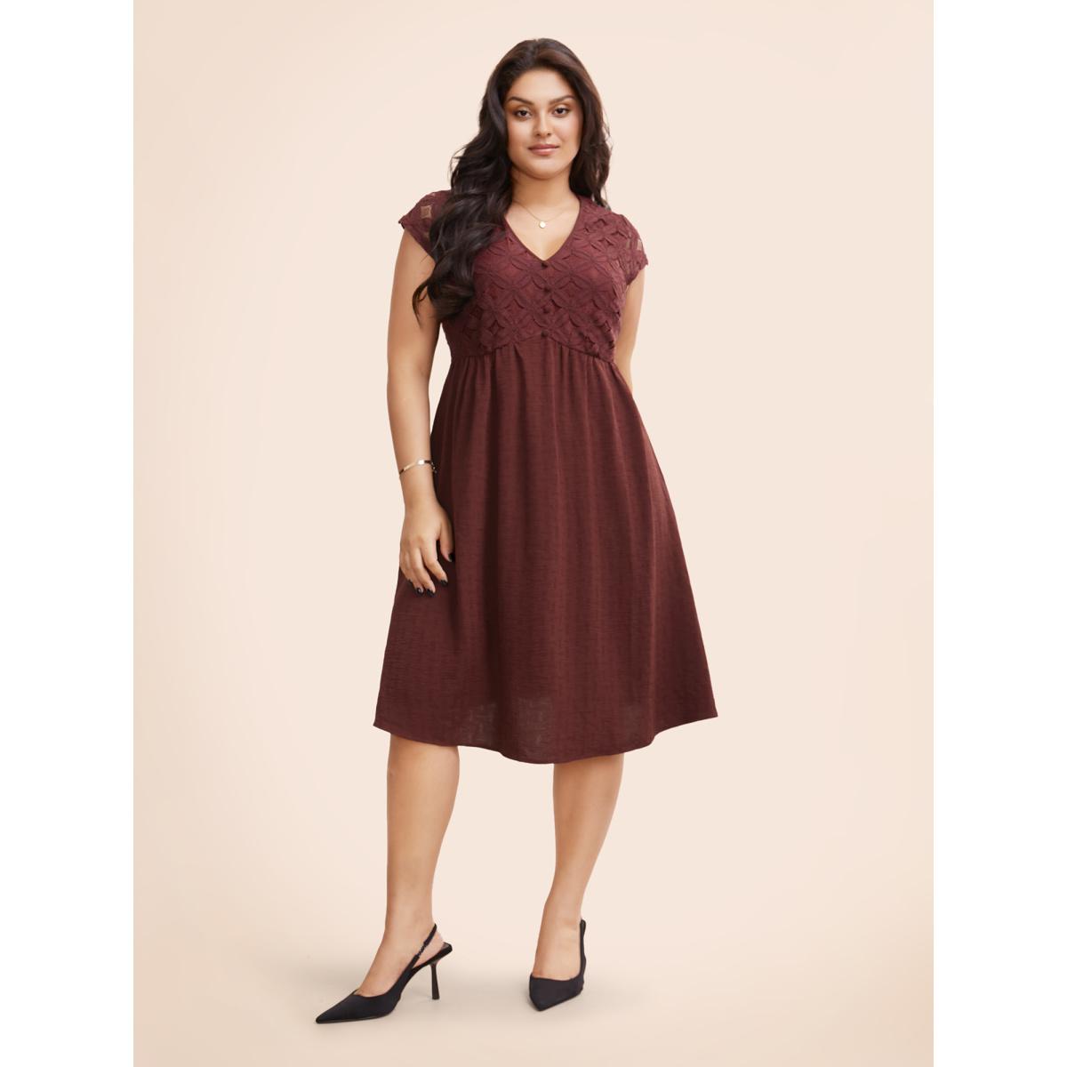 Plus Size Plain Lace Panel Cap Sleeve Dress Denimburgundy Women Elegant Texture V-neck Cap Sleeve Curvy BloomChic 26/4X Product Image