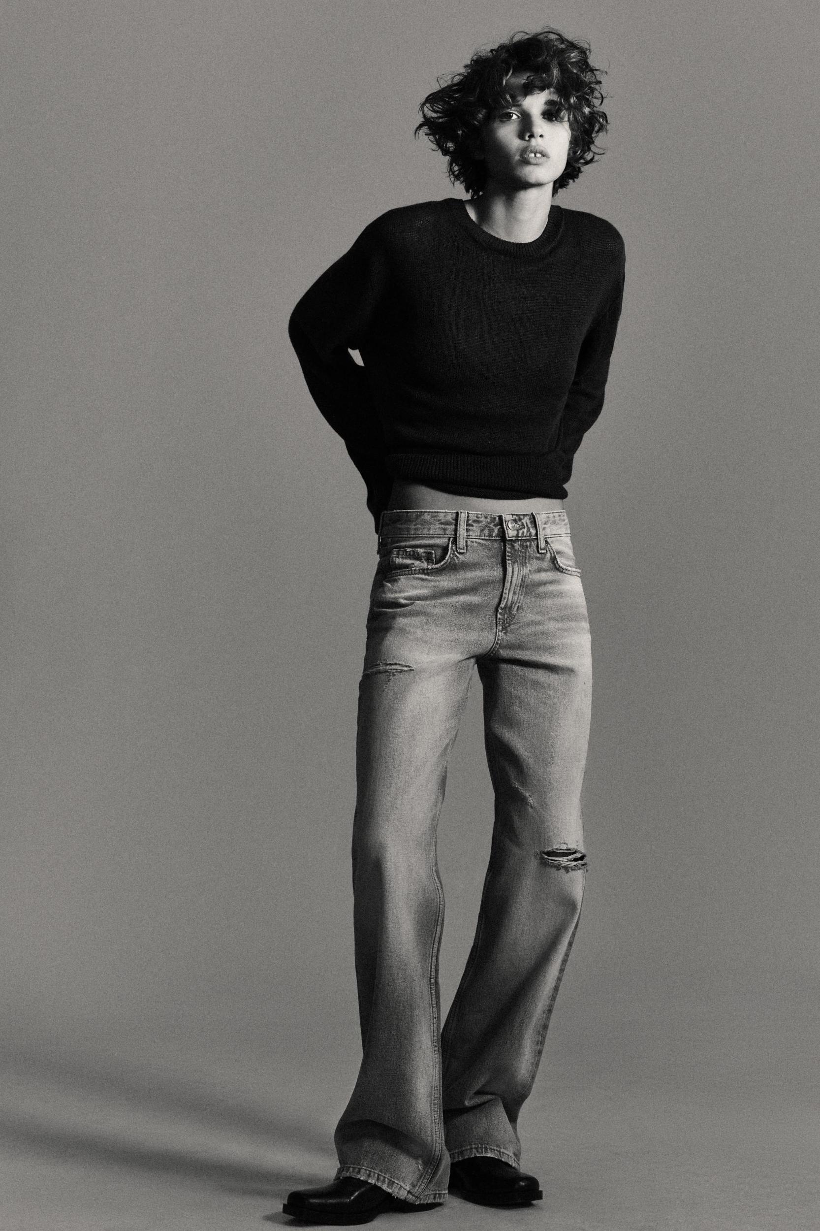 TRF MID-RISE RIPPED WIDE LEG JEANS Product Image