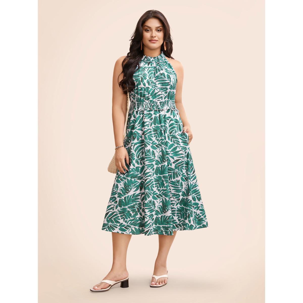 Plus Size Tropical Print Shirred Frill Trim Sleeveless Dress Emerald Women Resort Frill Trim Stand-up collar Sleeveless Curvy BloomChic 30/6X Product Image