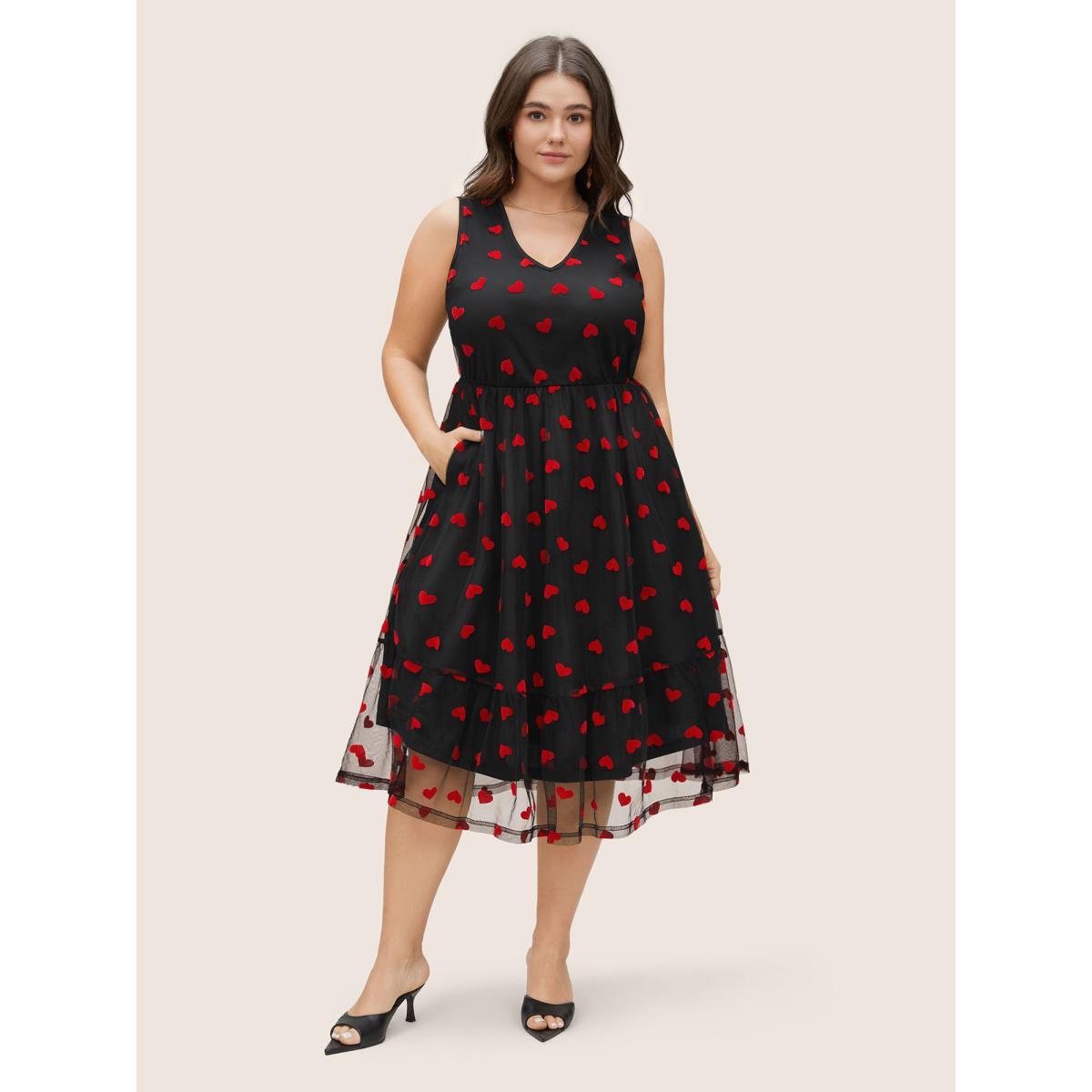 Plus Size Mesh Heart Graphic Pocket Tank Dress Black Women Cocktail Non V-neck Sleeveless Curvy Midi Dress BloomChic 12/L Product Image