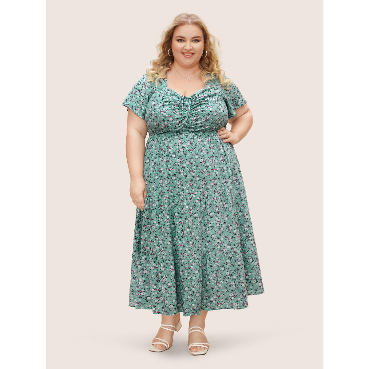 Plus Size Ditsy Floral Sweetheart Drawstring Pocket Tiered Dress Mint Women Timeless Non V-neck Short sleeve Curvy Midi Dress BloomChic 12/L Product Image