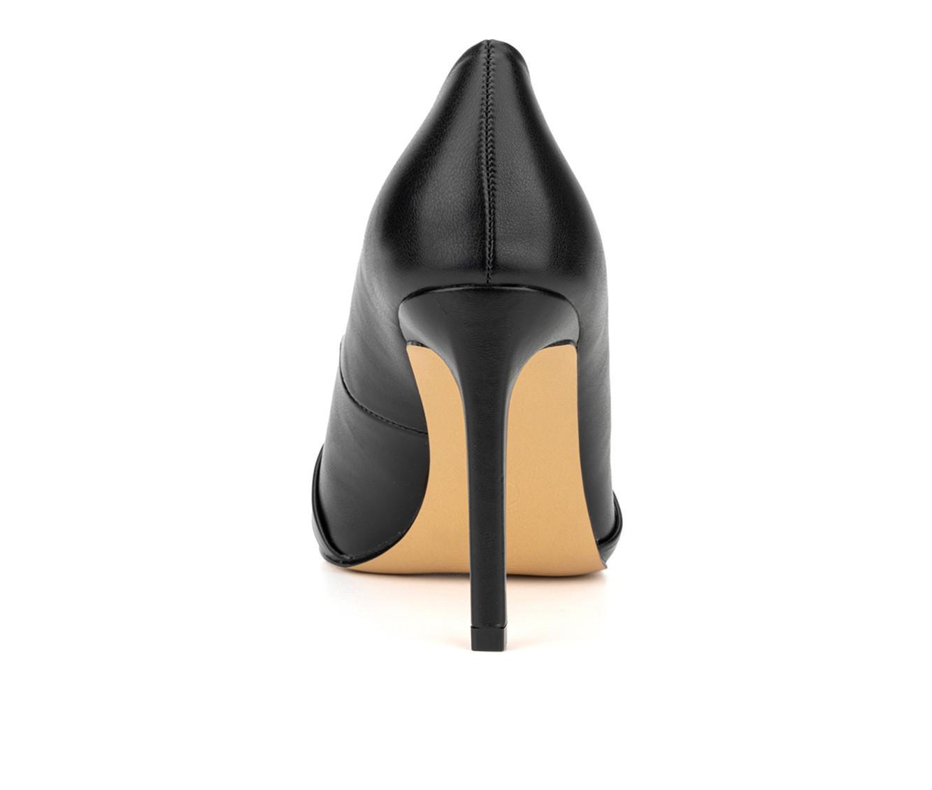 Women's New York and Company Monique Pumps Product Image