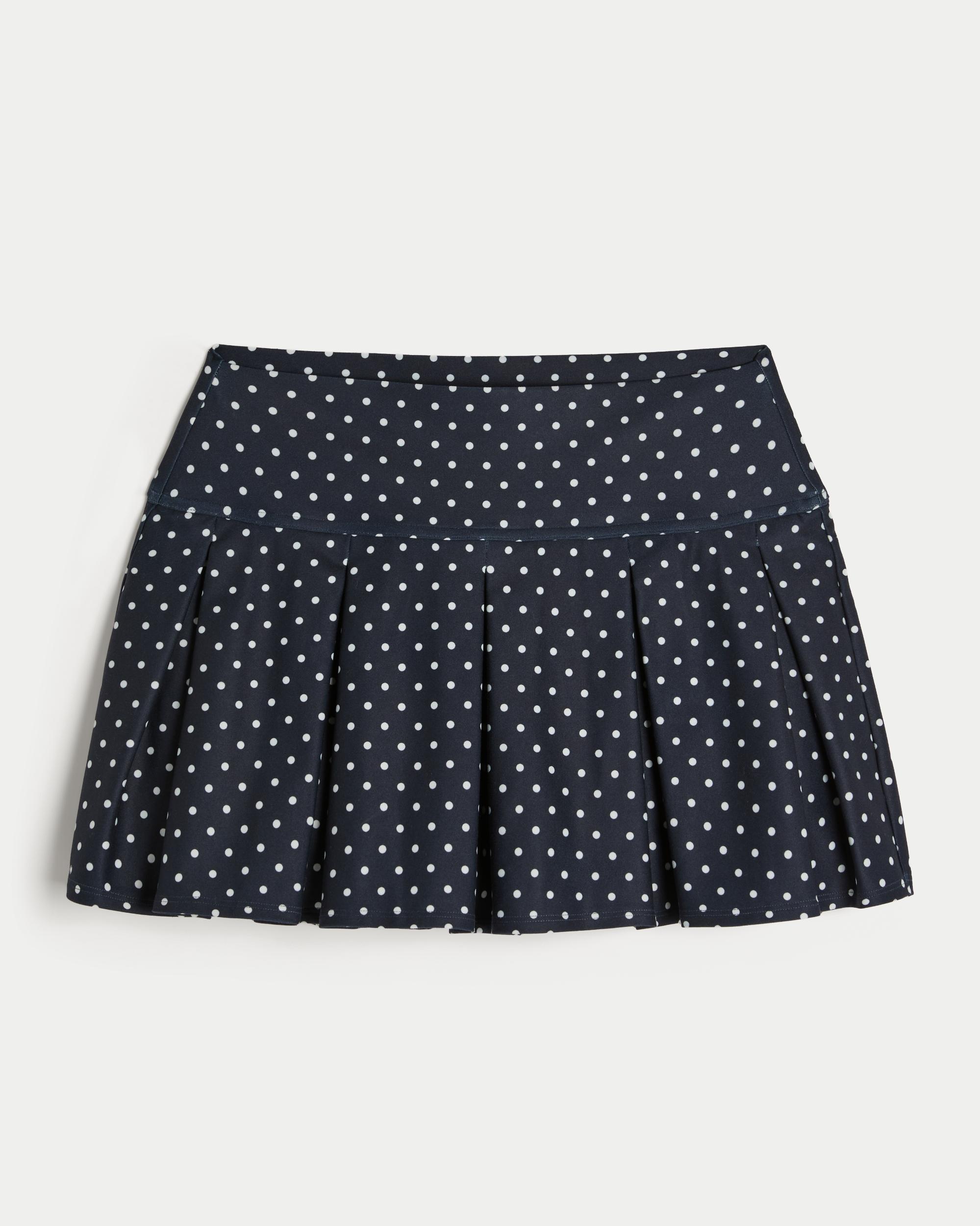 Gilly Hicks Active Drop-Waist Pleated Skortie Product Image