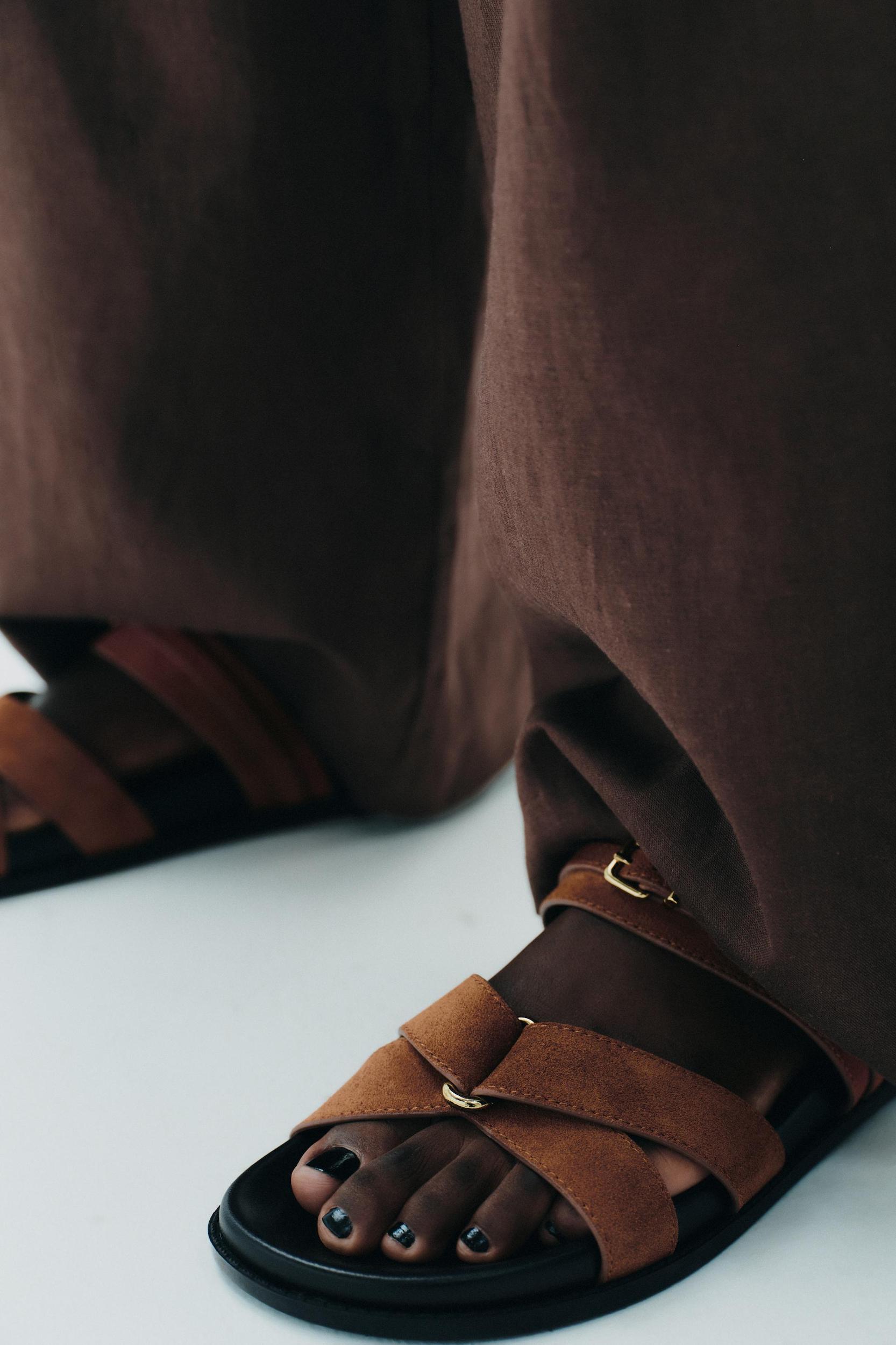 SUEDE CROSSED STRAP SANDALS Product Image