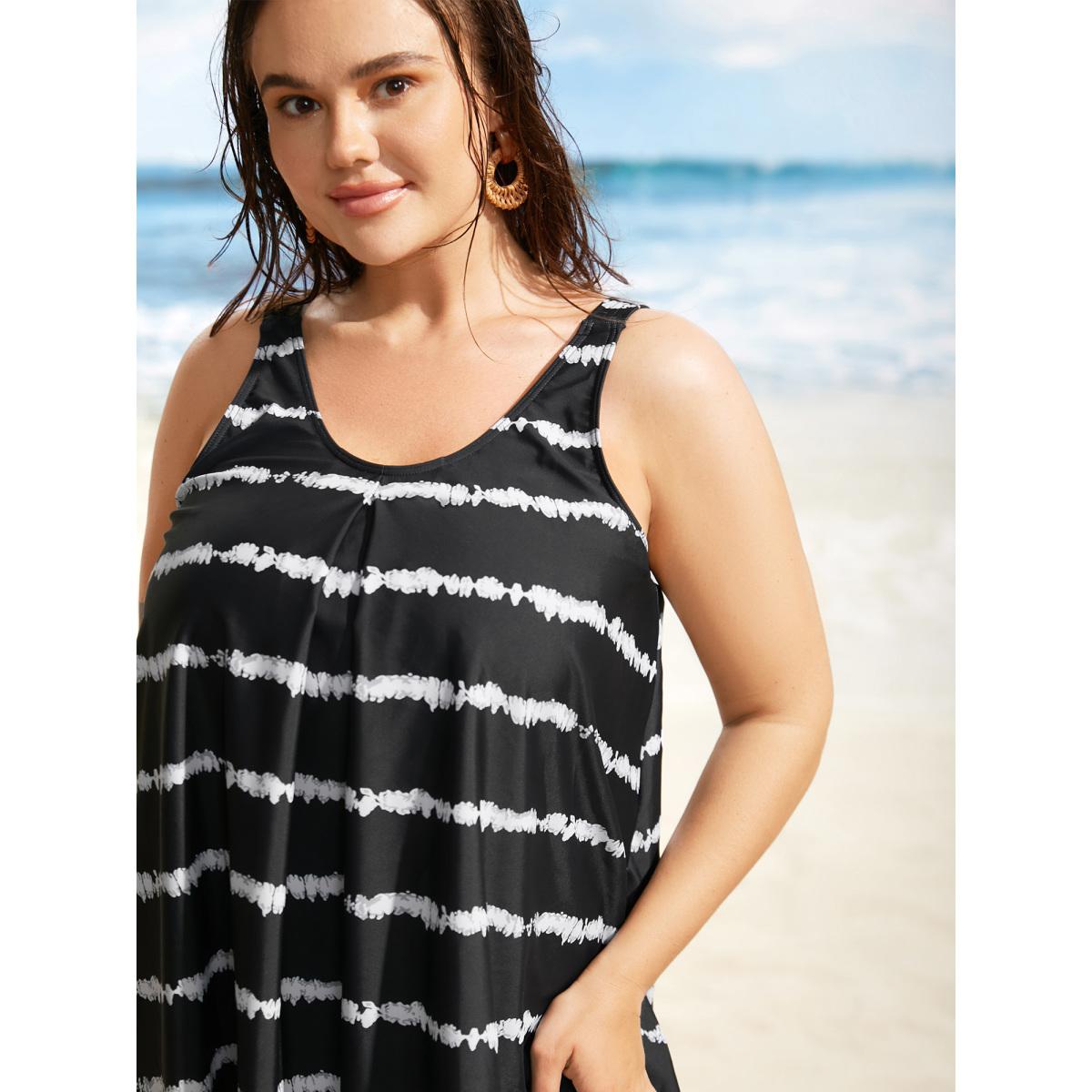 Plus Size Contrast Striped U Neck Pleated Swim Top Women's Swimwear Black Beach Pleated High stretch Bodycon U-neck Curve Swim Tops BloomChic 28/5X Product Image