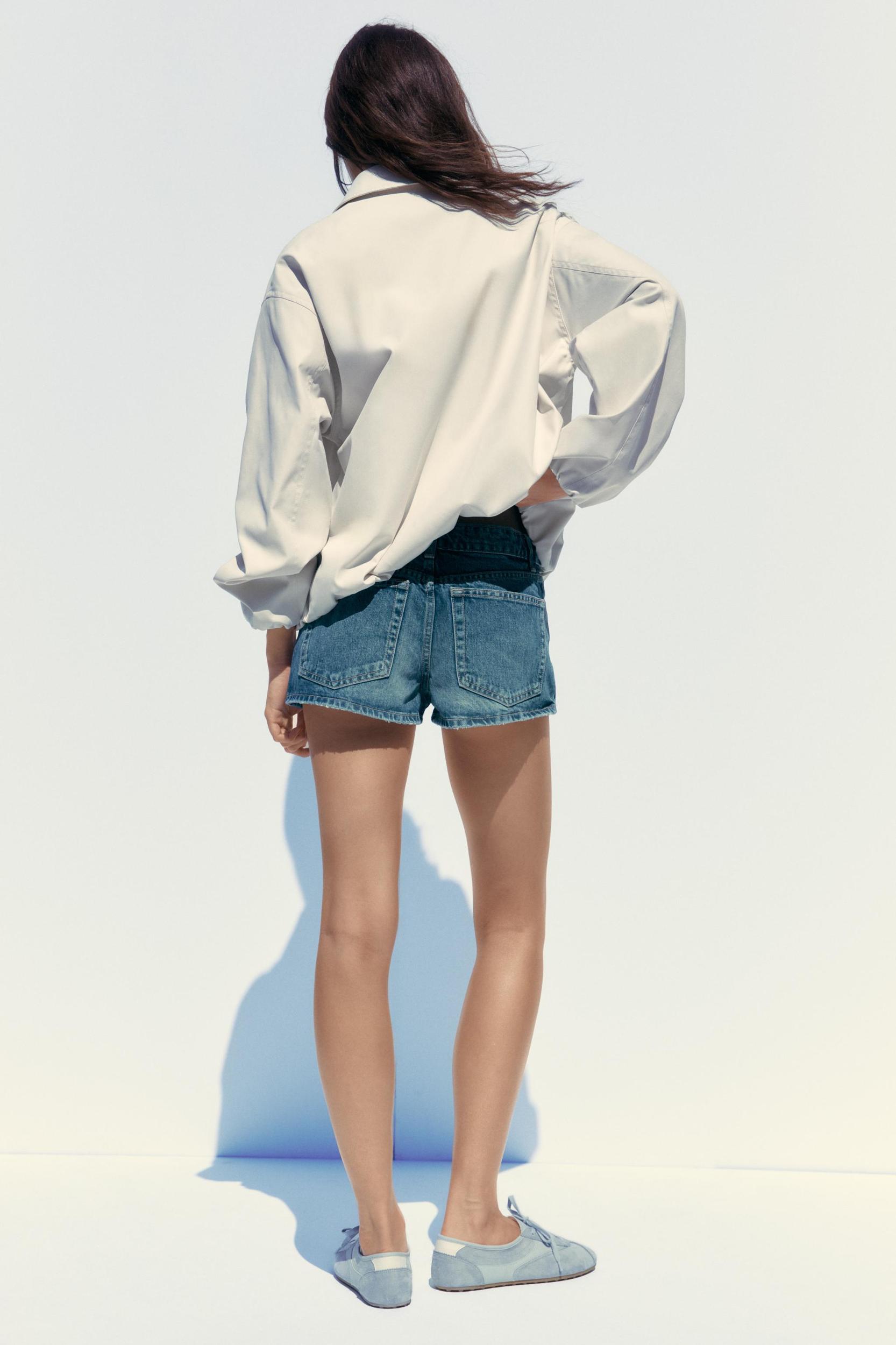 BOMBER JACKET Product Image