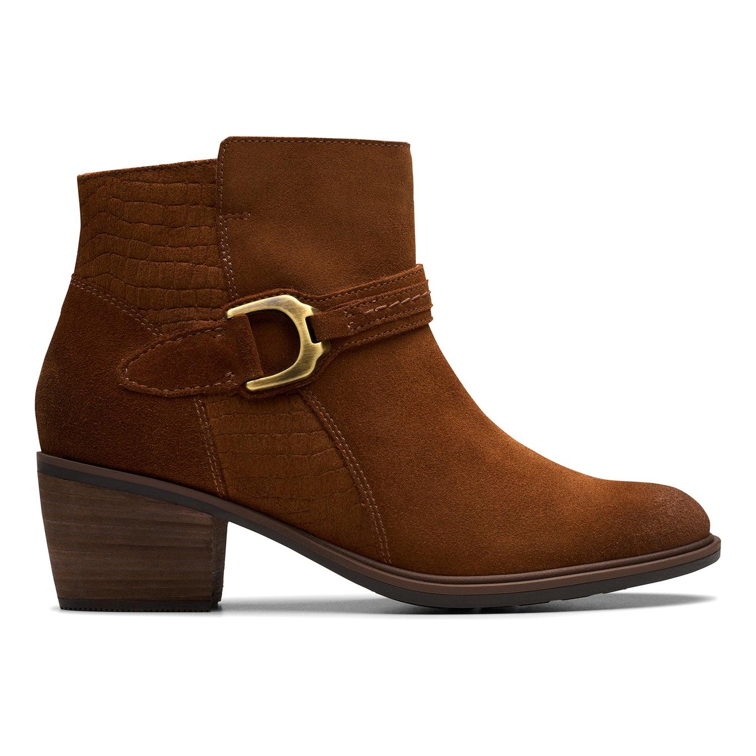 Neva Buckle Product Image