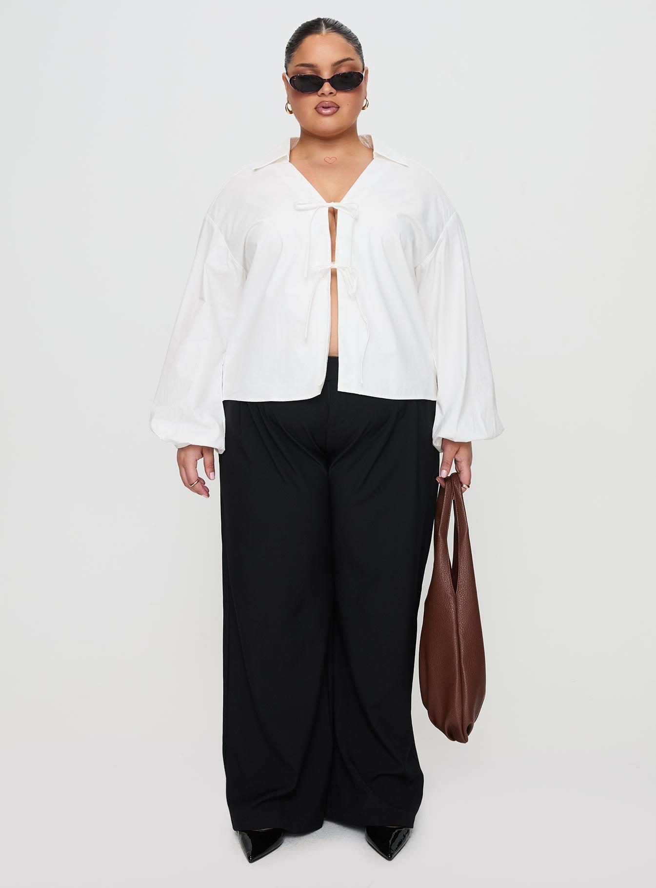 Rinon Long Sleeve Top White Curve Product Image