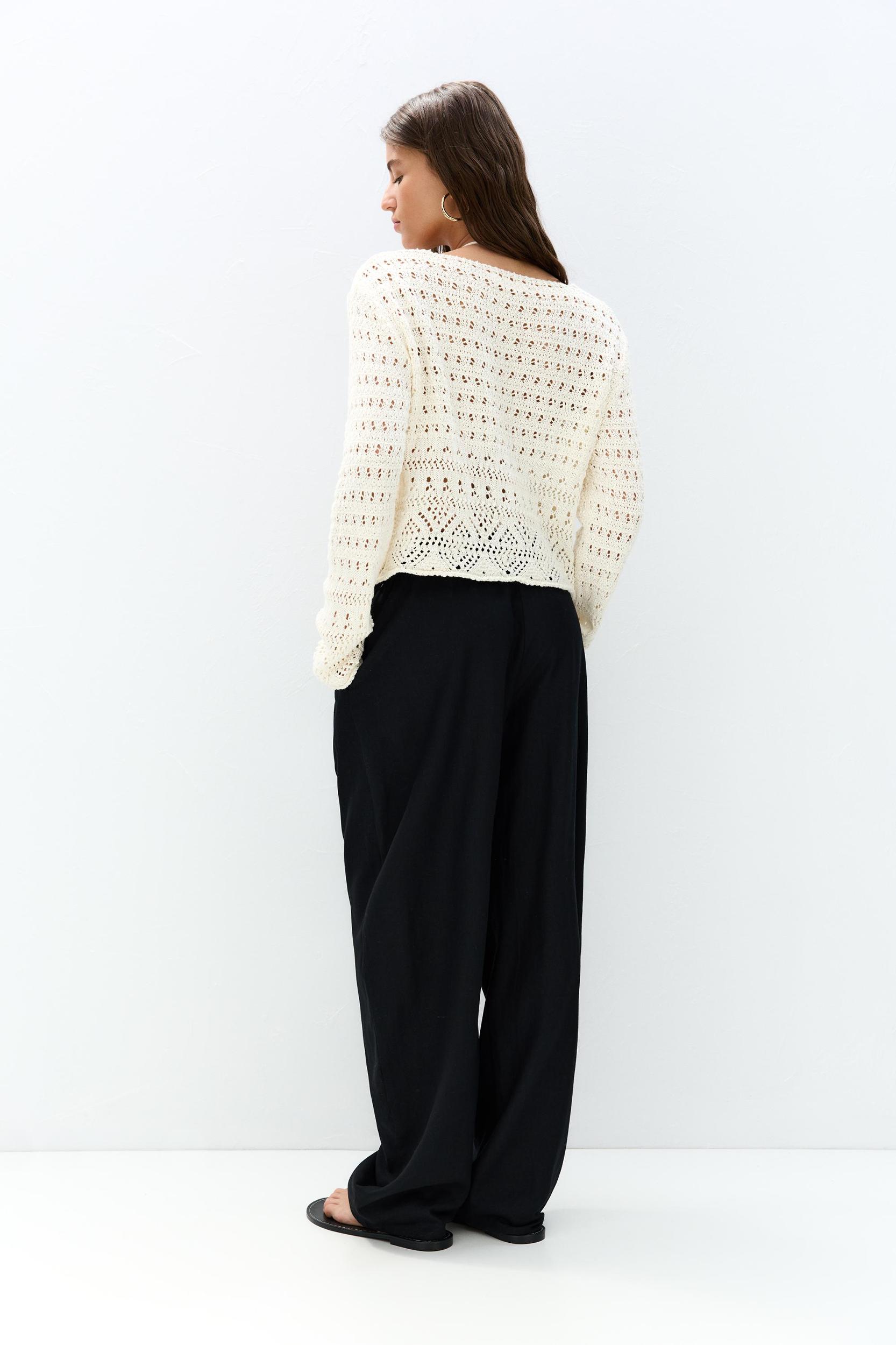 Crochet cardigan with bows Product Image