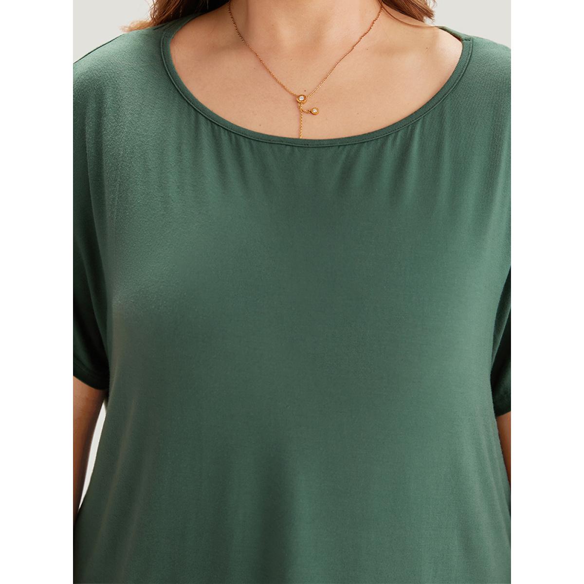Plus Size Supersoft Essentials Plain Batwing Sleeve Cut Out T-shirt Emerald Women Elegant Plain Plain Round Neck Dailywear T-shirts BloomChic 26/4X Product Image