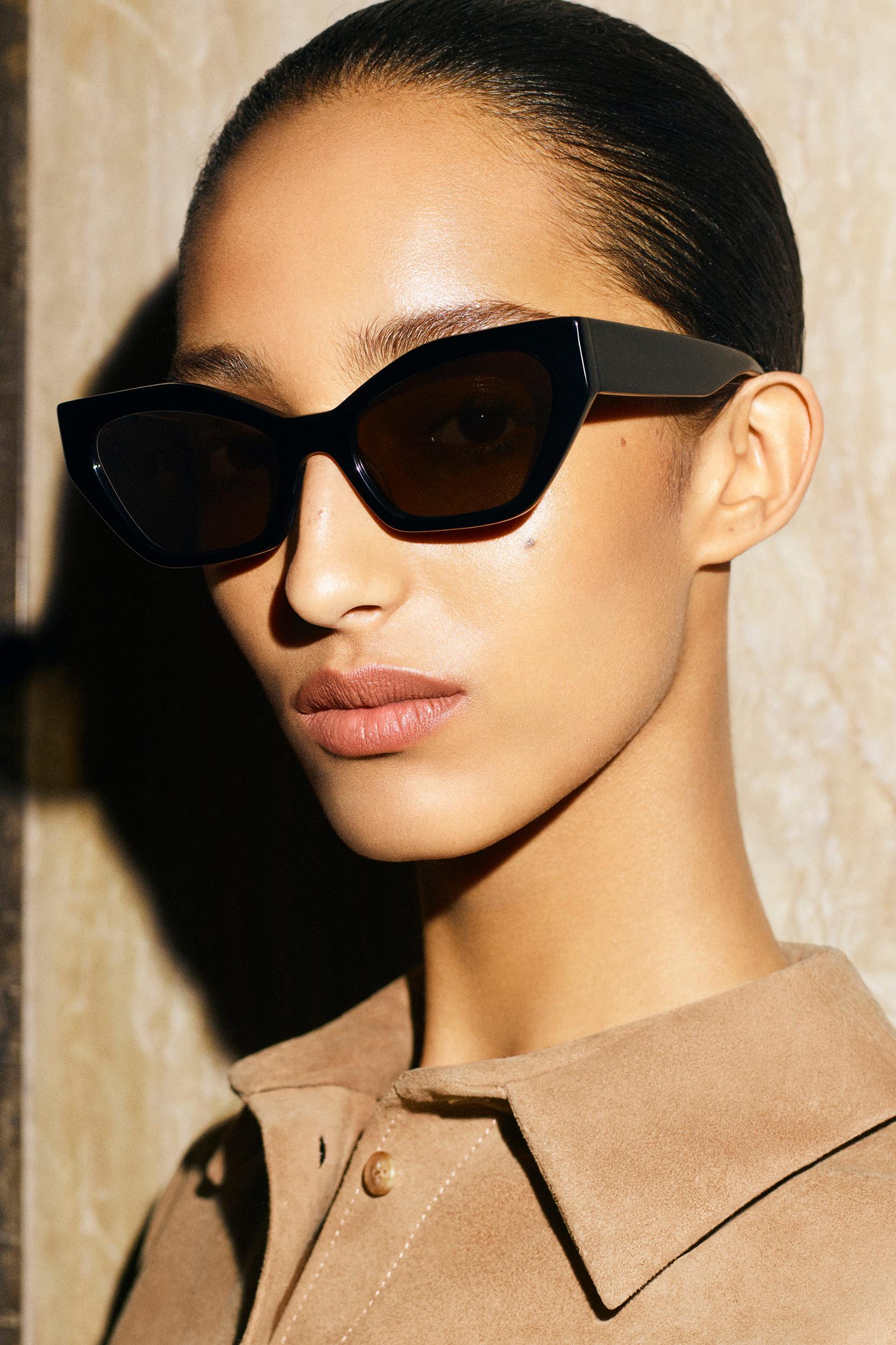 ANGULAR CAT-EYE SUNGLASSES Product Image