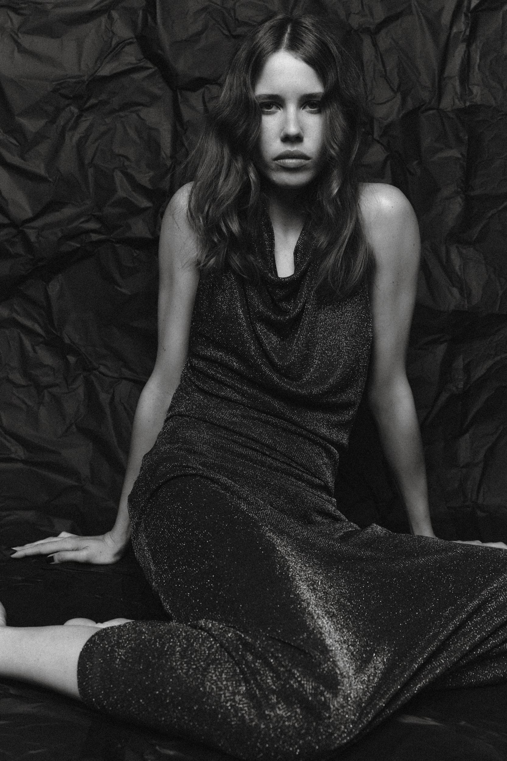 METALLIC THREAD OPEN BACK LONG DRESS Product Image