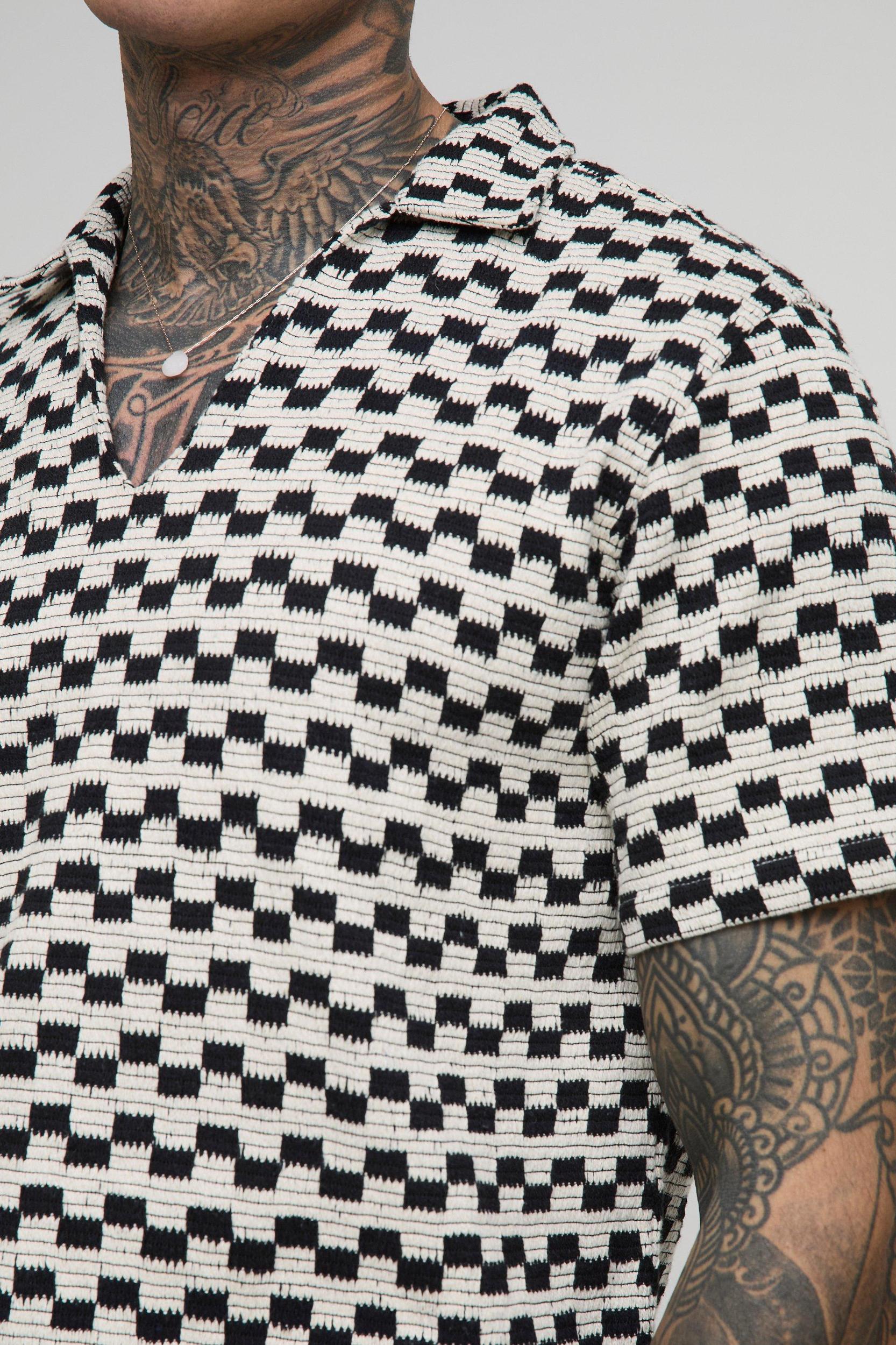 Tall Regular Overhead V-Neck Shirt | boohooMAN USA Product Image