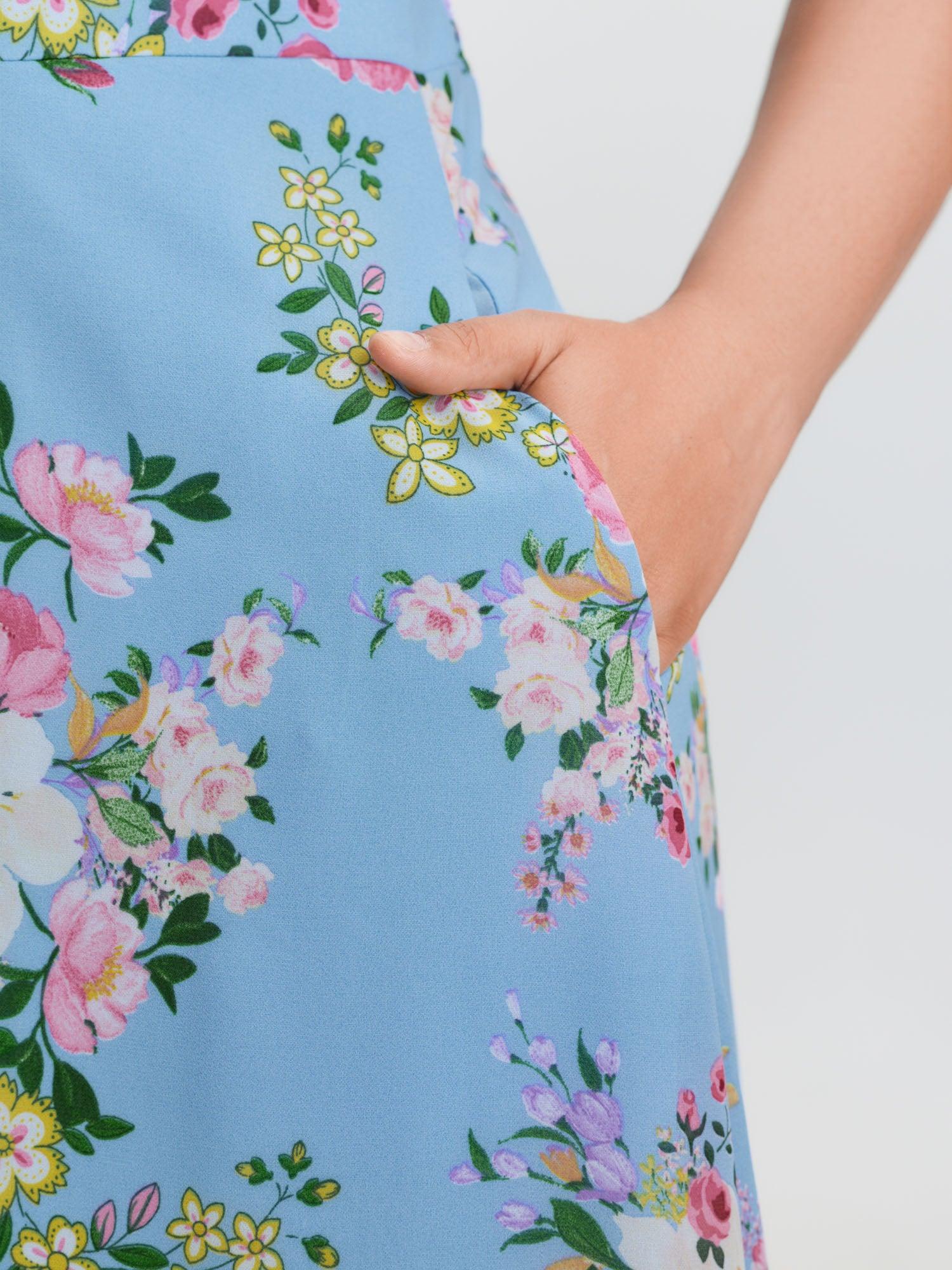 Elegant Floral Print Flowy Maxi Dress Female Product Image