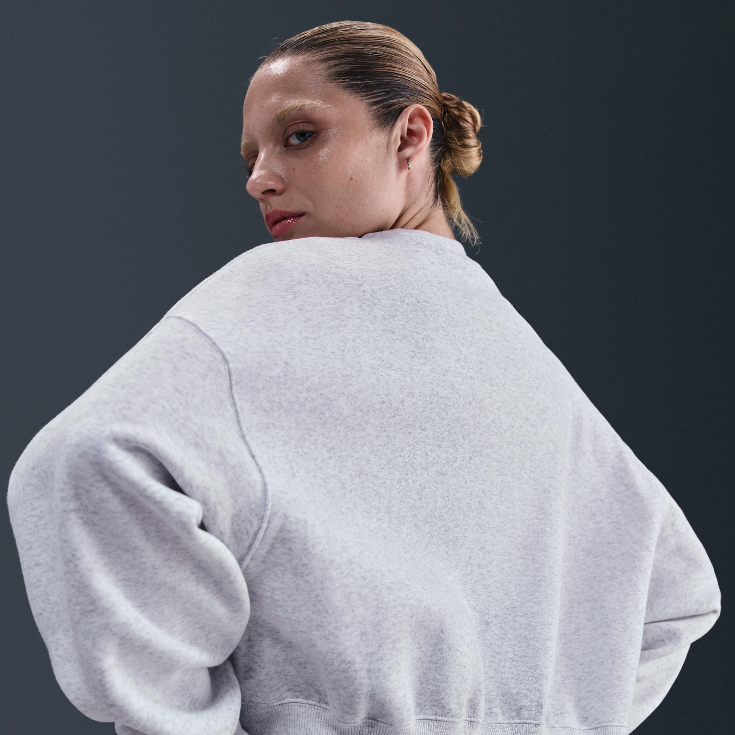 Women's Nike Sportswear Phoenix Fleece Oversized Crew-Neck Sweatshirt Product Image