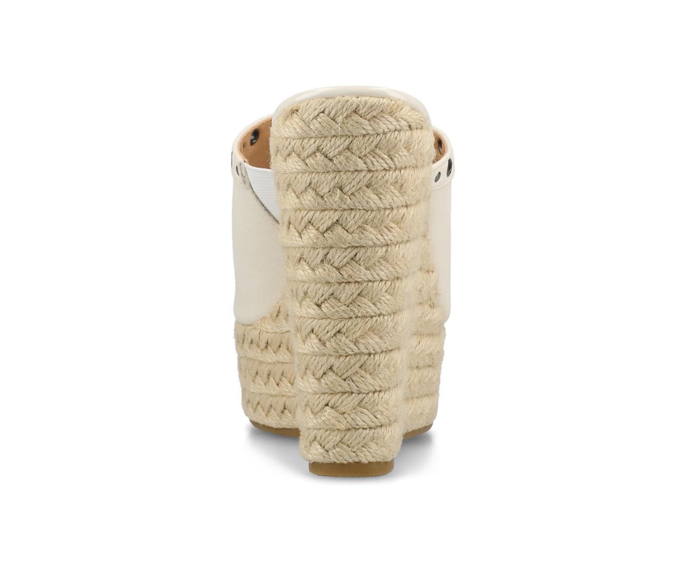 Women's Journee Collection Yari Wedges Product Image