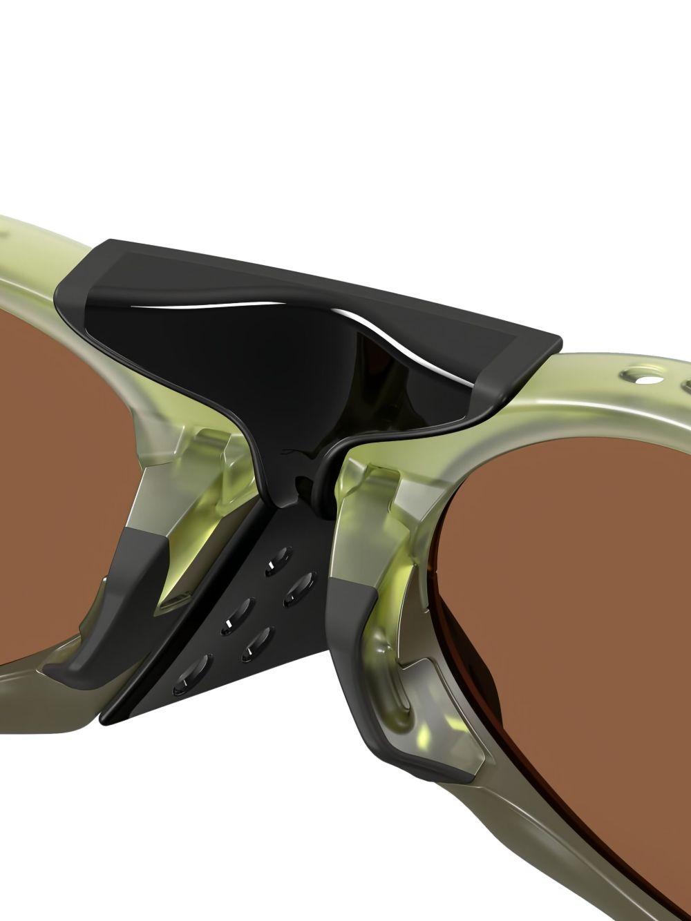 oval-frame sunglasses Product Image