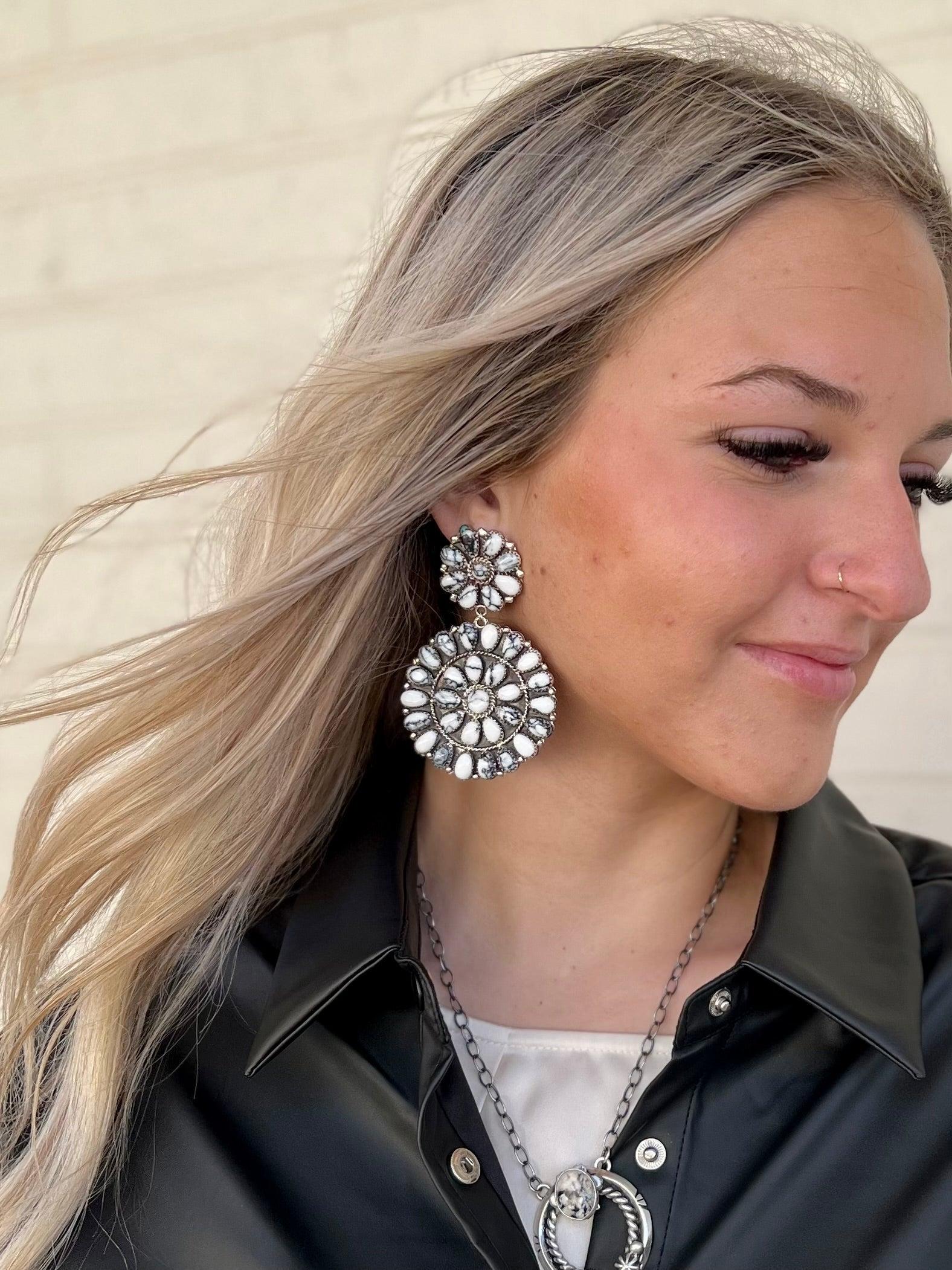 Bilaganna Navajo Sterling Silver Earrings Product Image