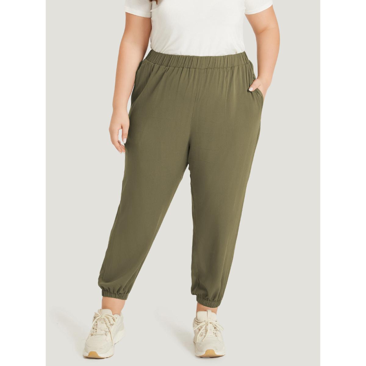 Plus Size Plain Pocket Elastic Waist Carrot Pants Women ArmyGreen Casual High Rise Dailywear Pants BloomChic 10/M Product Image
