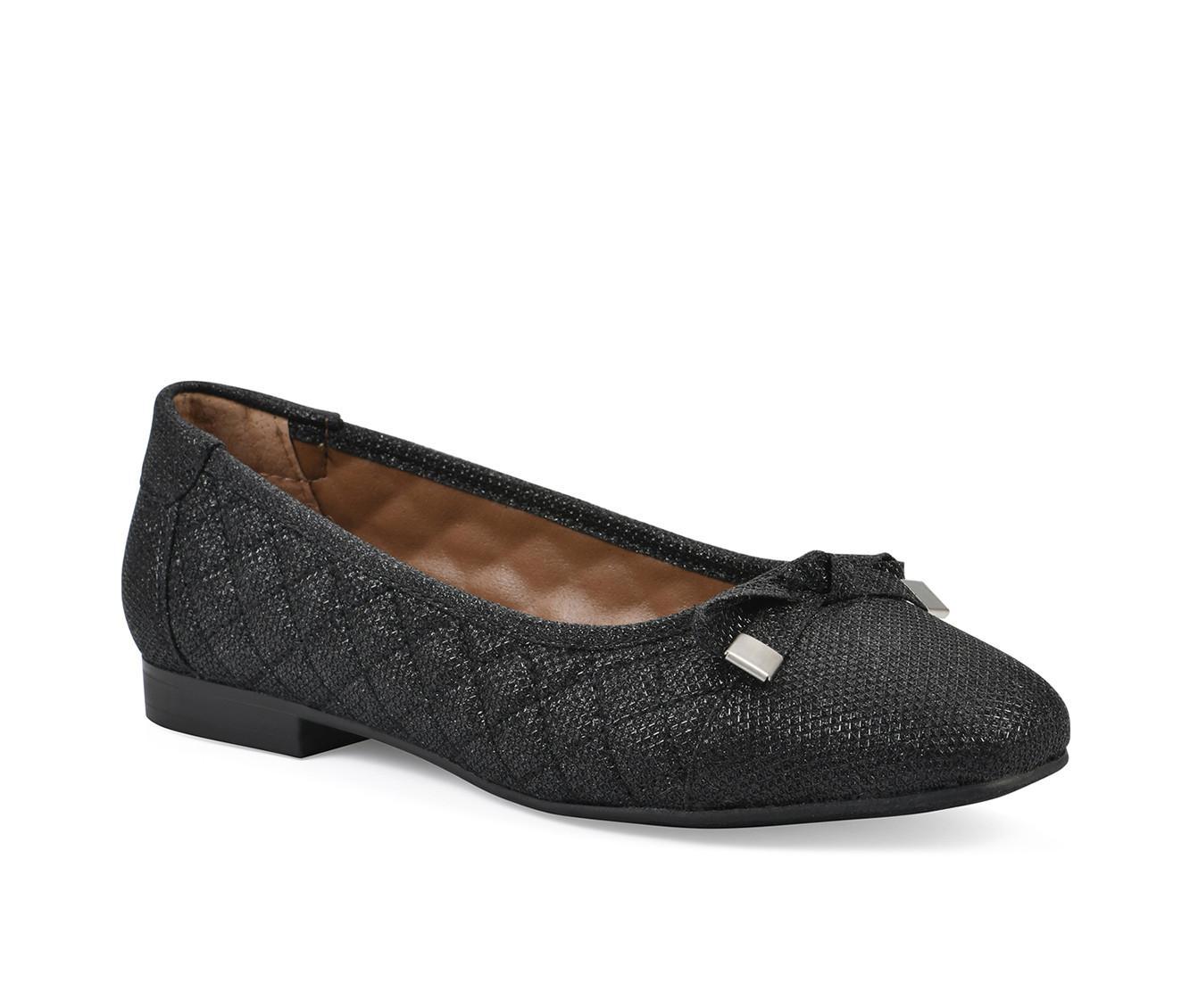 Women's White Mountain Bocah Flats Product Image