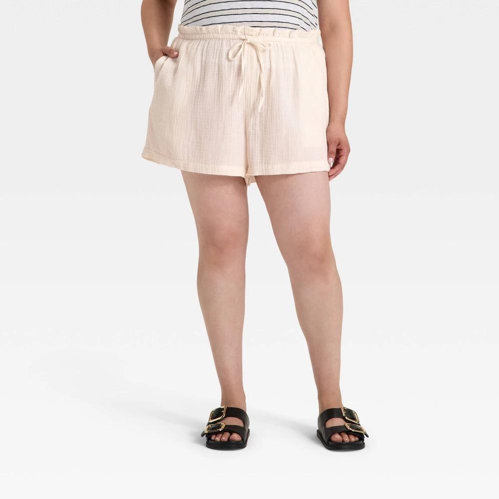 Women's High-Rise Pull-On Shorts - Universal Thread™ Cream 3X Product Image