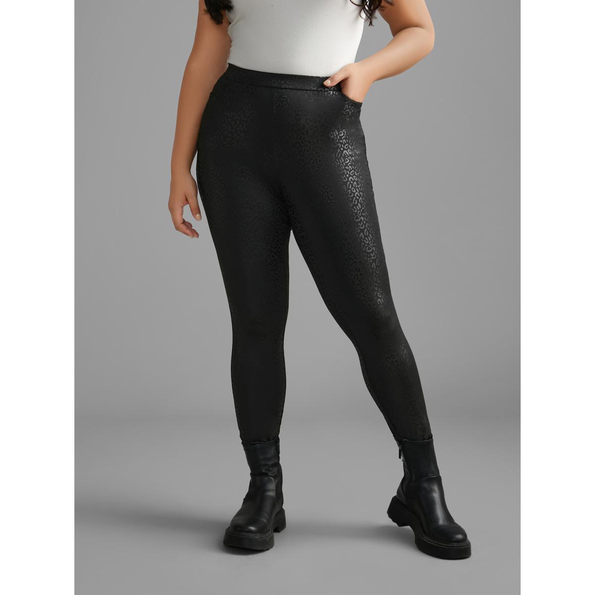 Plus Size Leopard Print Pocket High Stretch Leggings Women BlackFlower Elegant High stretch Skinny Mid Rise Everyday Leggings BloomChic 12/L Product Image