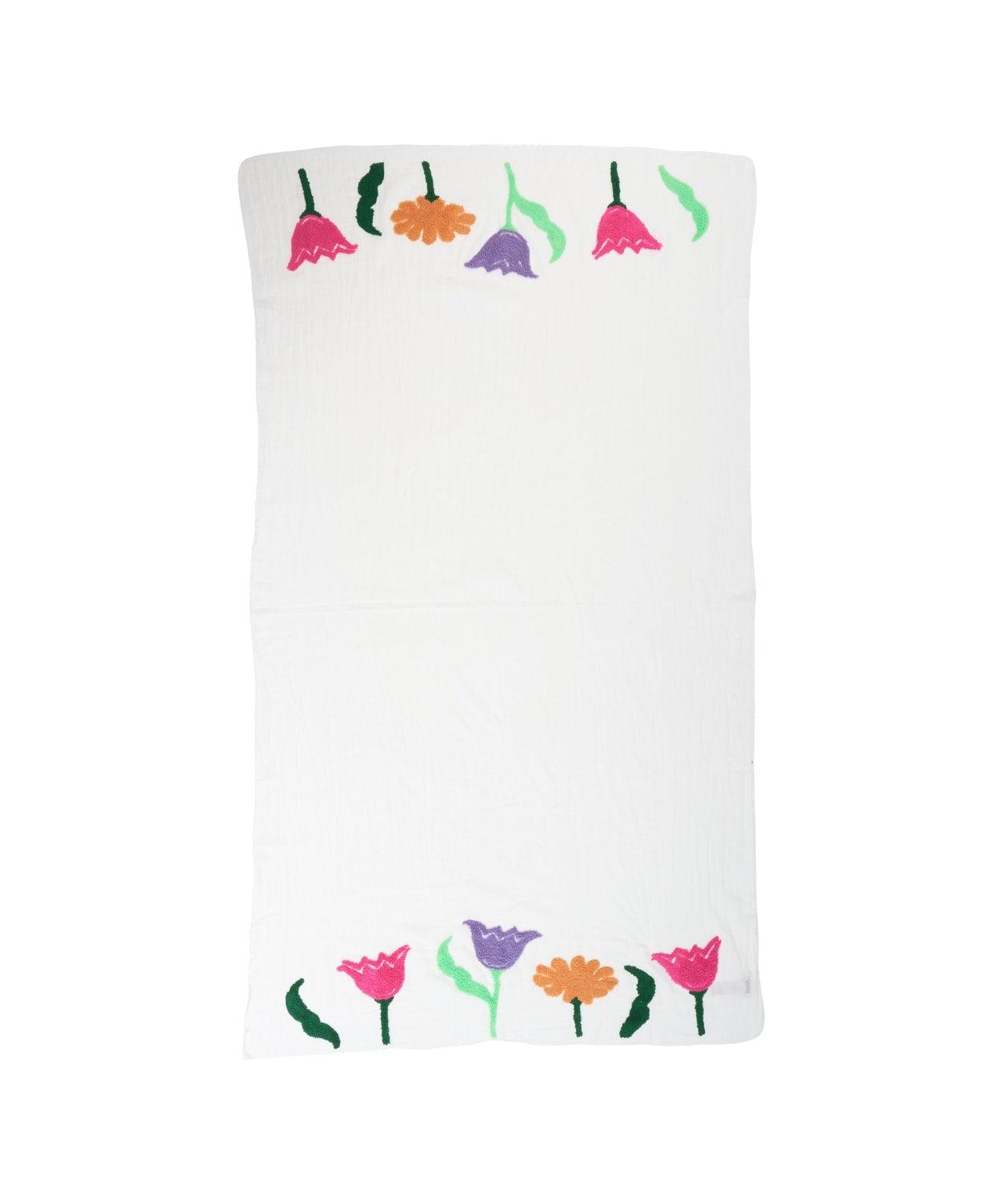 Scarf with flower embroidery Product Image