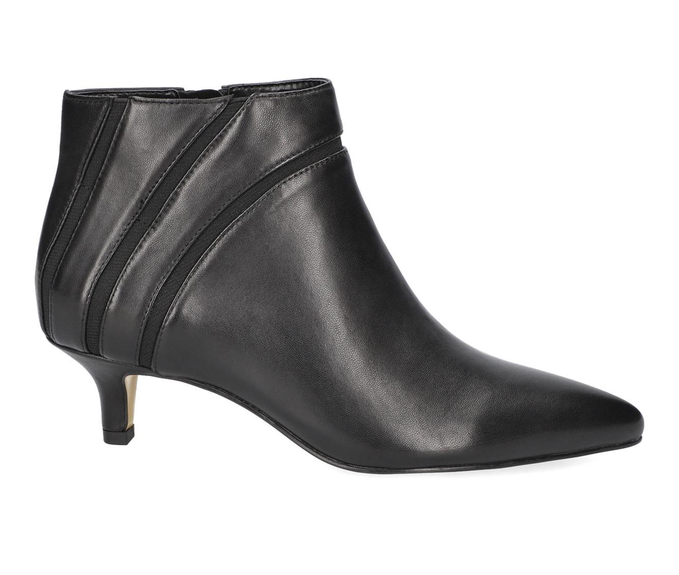 Women's Bella Vita Faraday Booties Product Image