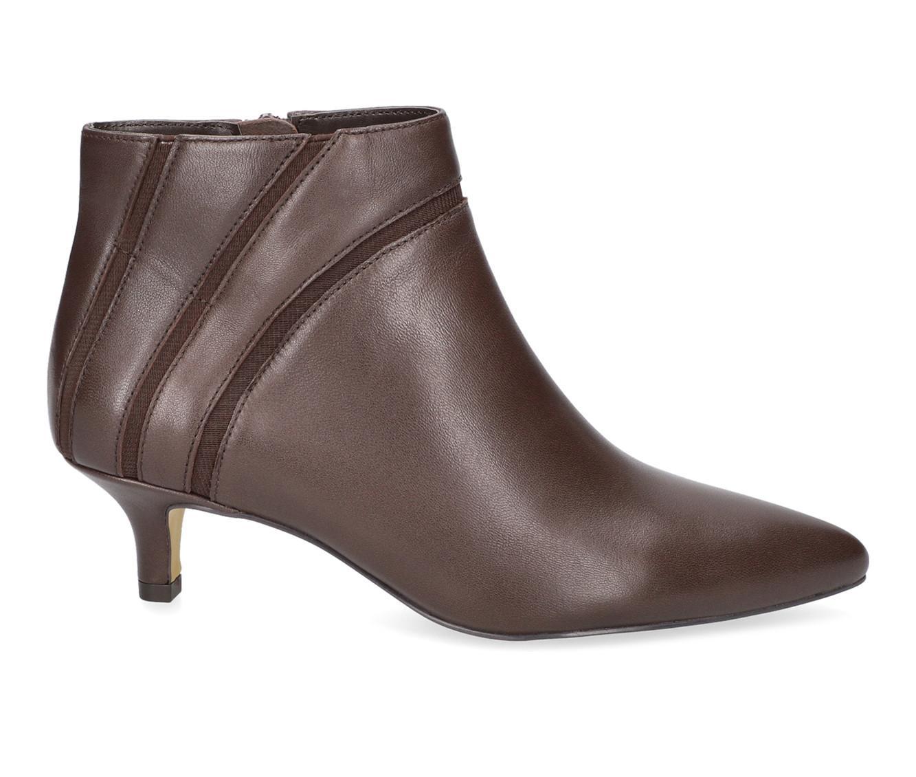 Women's Bella Vita Faraday Booties Product Image