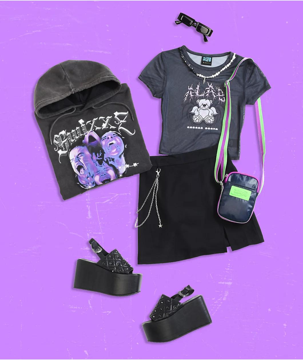 Empyre Cyndi Star Chain Black Skirt Product Image