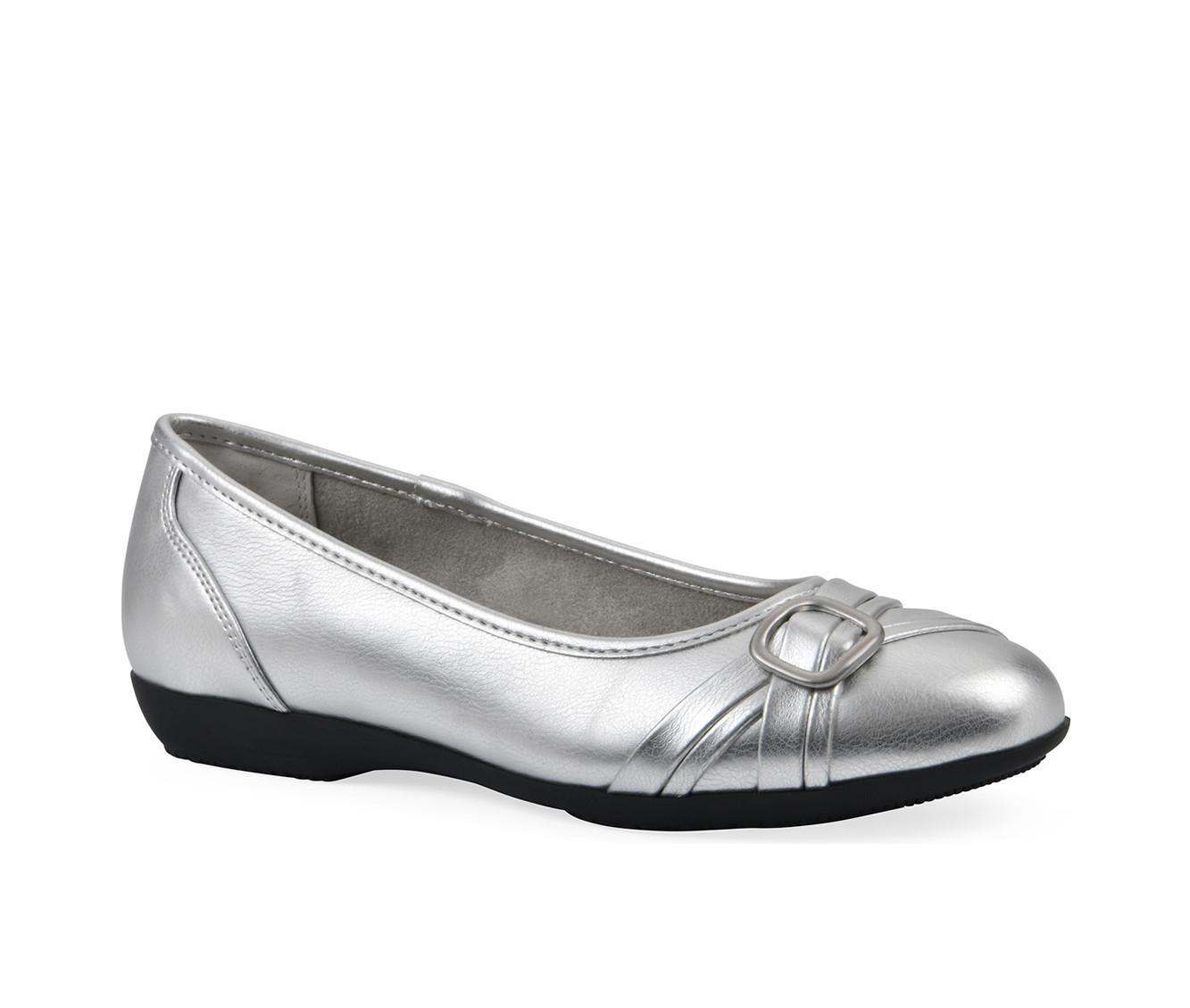 Women's Cliffs by White Mountain Calming Flats Product Image
