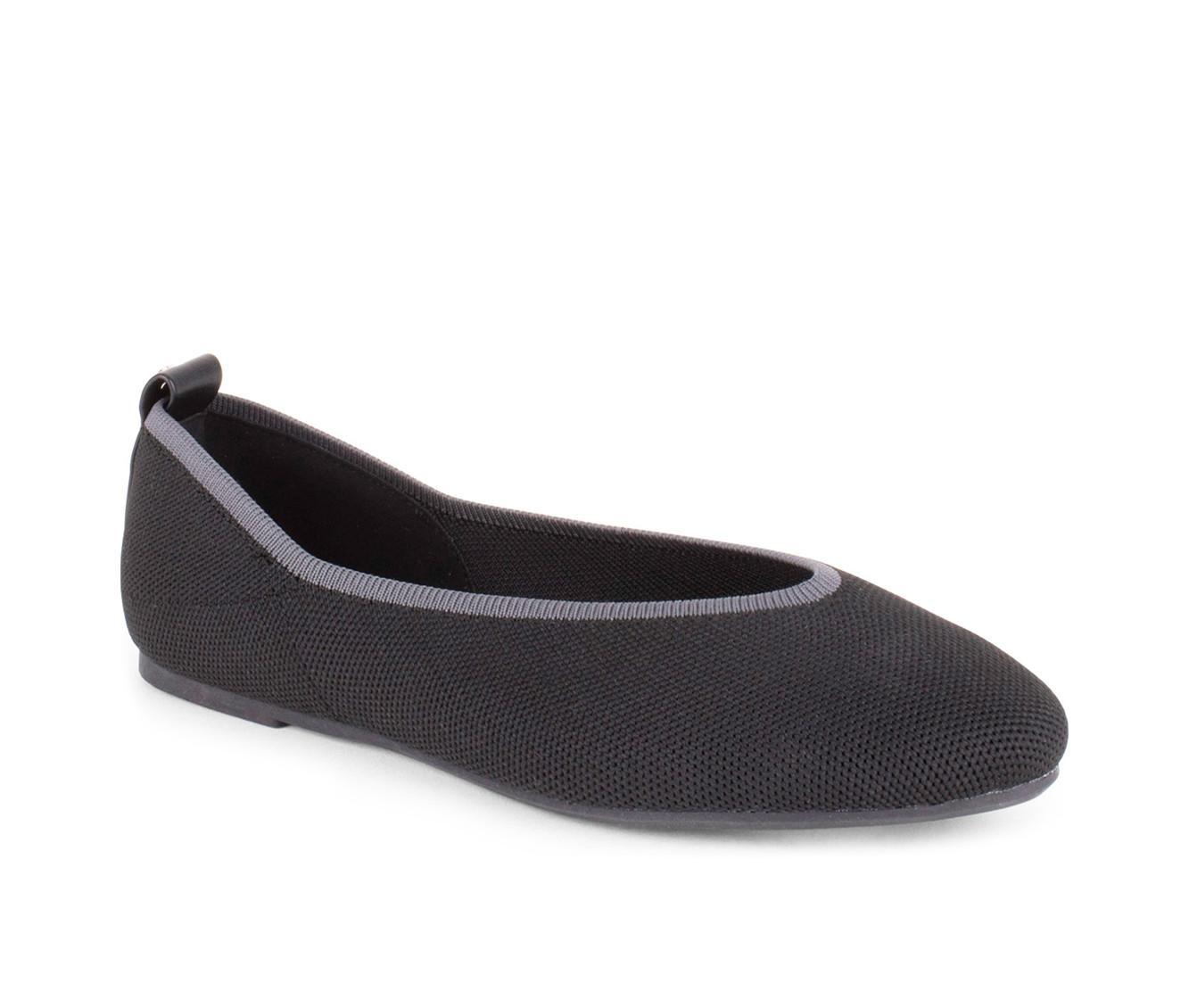 Women's Danskin Soulful Flats Product Image