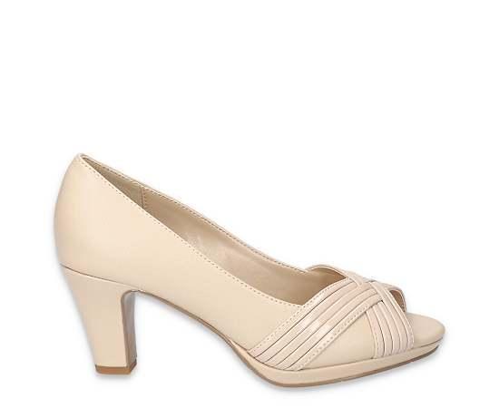 Easy Street Womens Lavish Pump Product Image