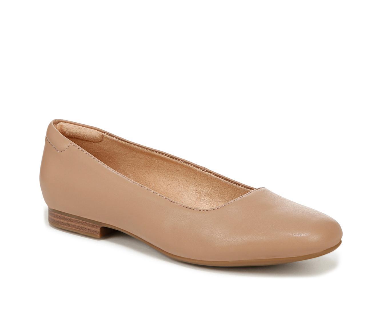 Women's Naturlizer Kari Flats Product Image