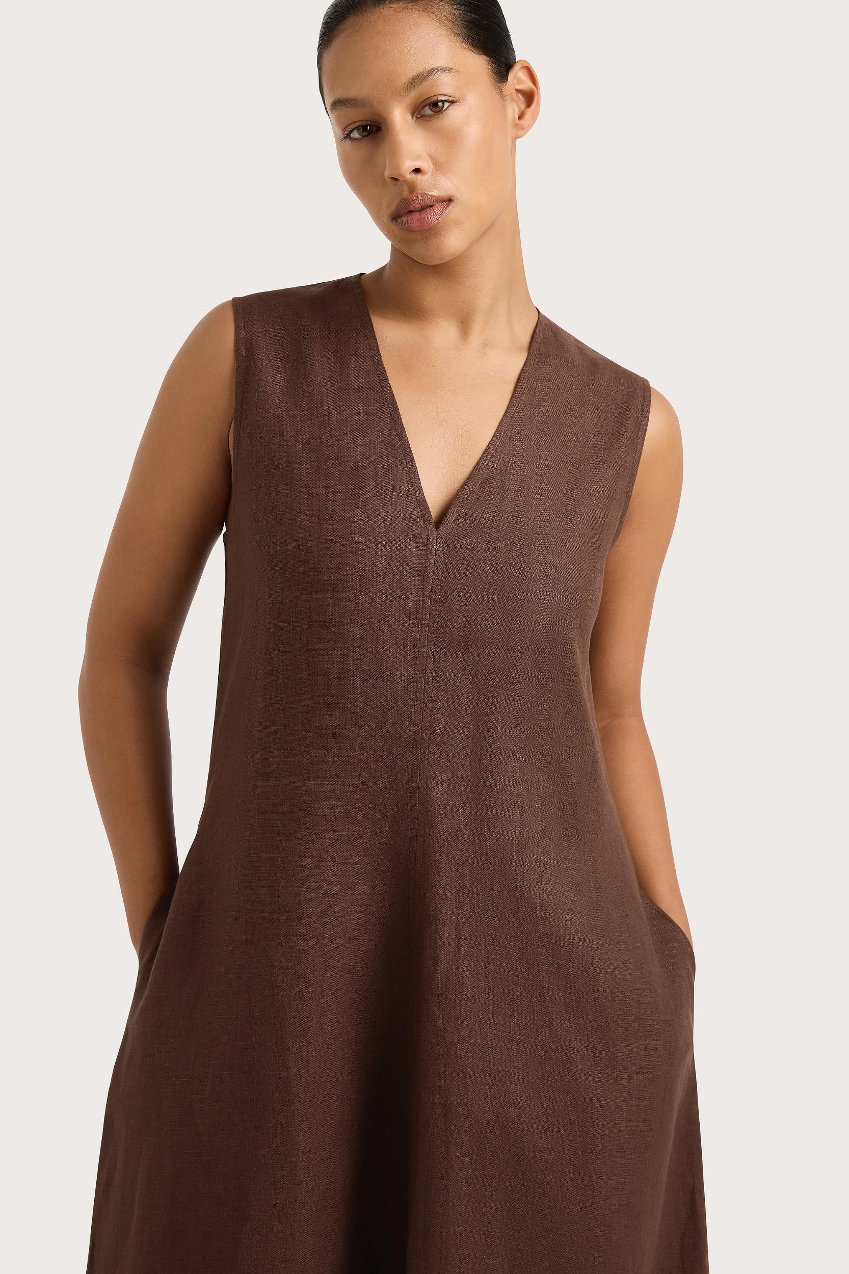 Suis Skirt Black - Final Sale Product Image